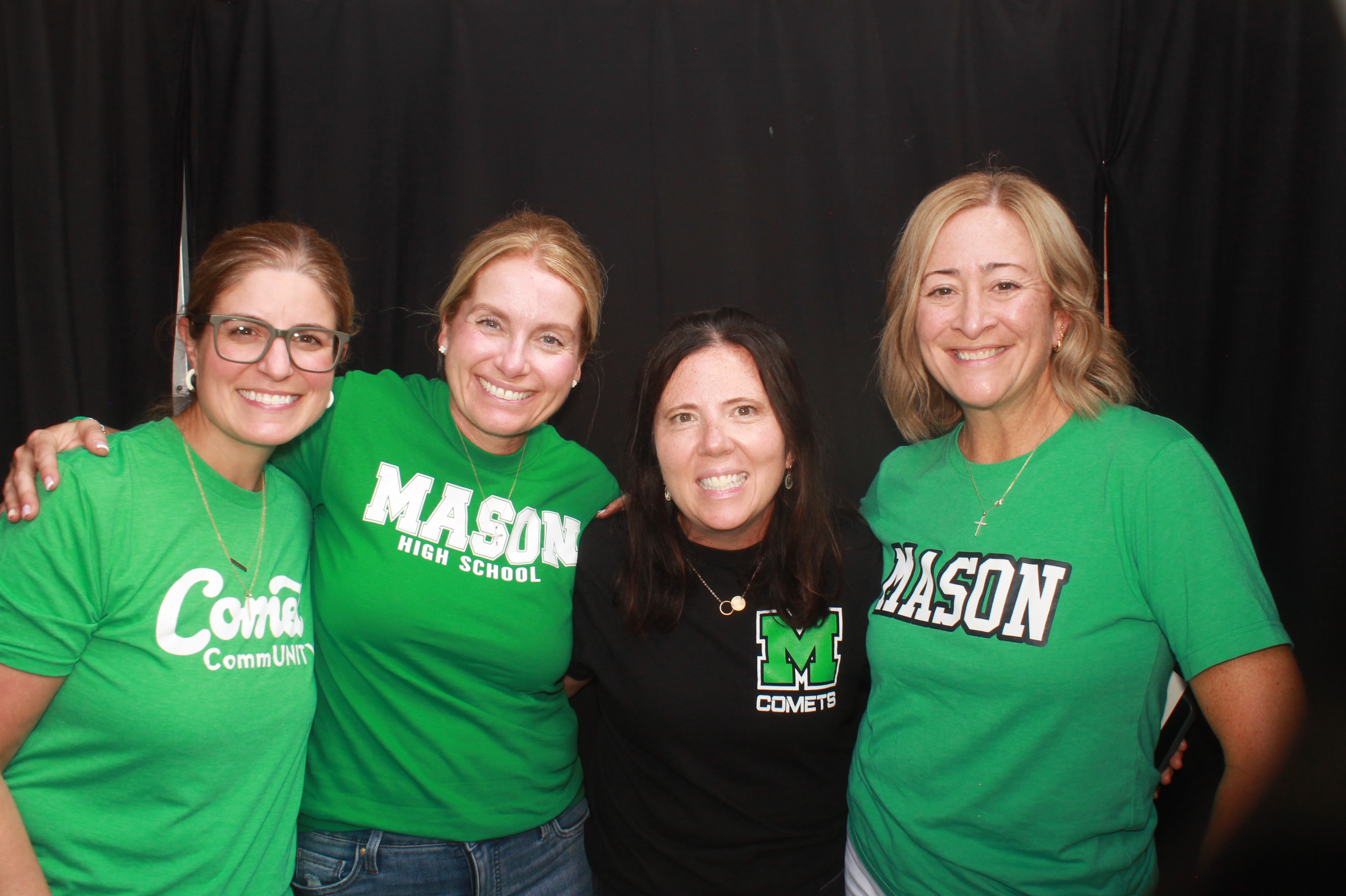 Mason HS Back to School 2026 Thursday | View more photos from the event at gallery.photoboothcincy.com/u/PhotoBoothCincy/Mason-HS-Back-to-School-2026-Thursday