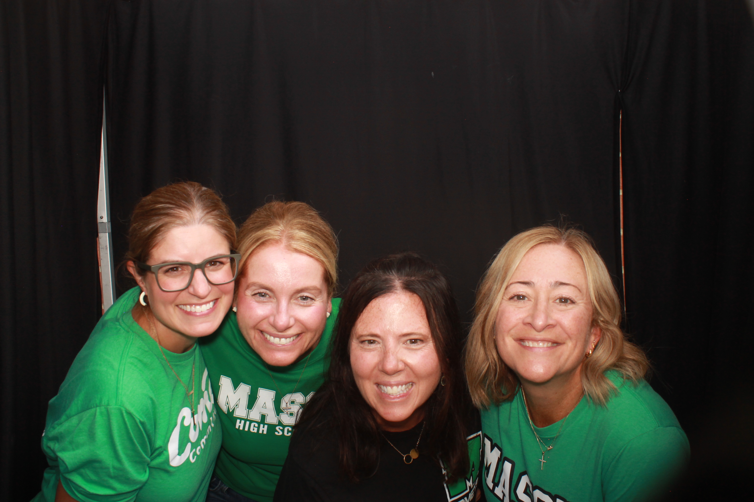 Mason HS Back to School 2026 Thursday | View more photos from the event at gallery.photoboothcincy.com/u/PhotoBoothCincy/Mason-HS-Back-to-School-2026-Thursday