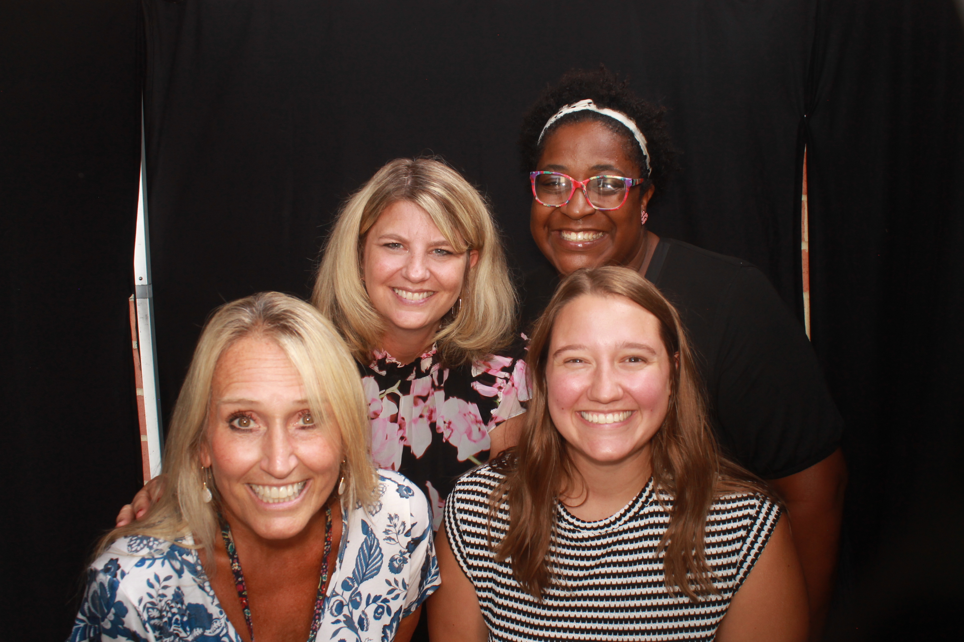 Mason HS Back to School 2026 Thursday | View more photos from the event at gallery.photoboothcincy.com/u/PhotoBoothCincy/Mason-HS-Back-to-School-2026-Thursday