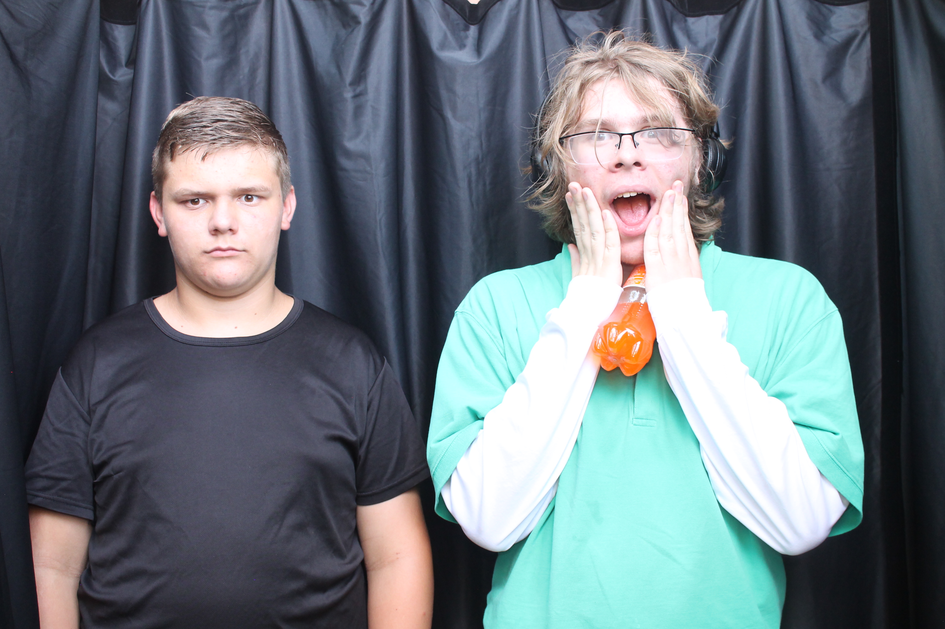 Mason HS Back to School 2026 Thursday | View more photos from the event at gallery.photoboothcincy.com/u/PhotoBoothCincy/Mason-HS-Back-to-School-2026-Thursday