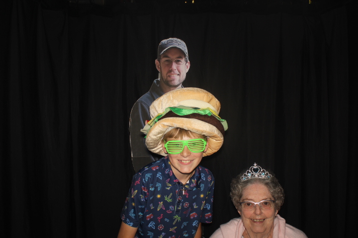 Matt's 40th Birthday | View more photos from the event at gallery.photoboothcincy.com/u/PhotoBoothCincy/Matts-40th-Birthday