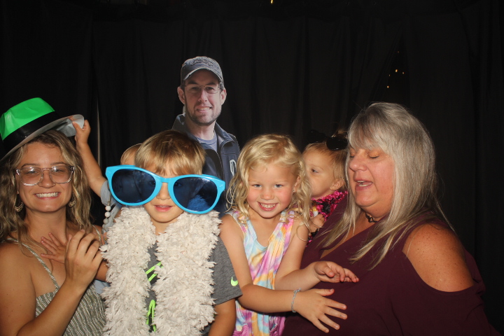 Matt's 40th Birthday | View more photos from the event at gallery.photoboothcincy.com/u/PhotoBoothCincy/Matts-40th-Birthday