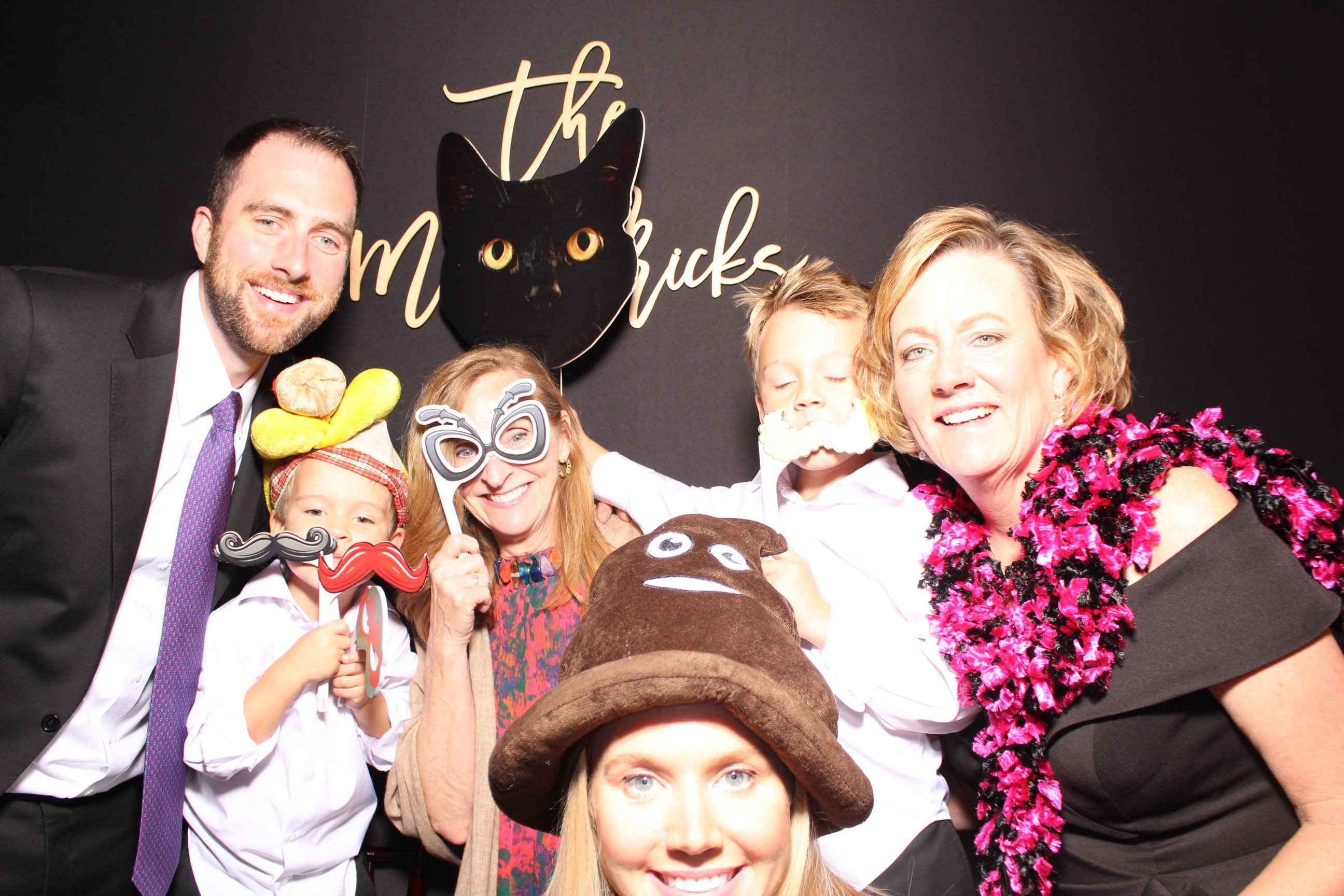 McKendrick Wedding | View more photos from the event at gallery.photoboothcincy.com/u/PhotoBoothCincy/McKendrick-Wedding