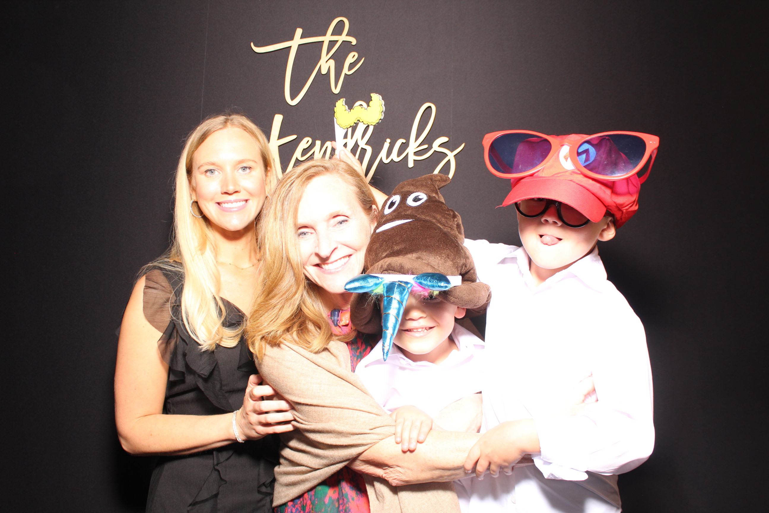 McKendrick Wedding | View more photos from the event at gallery.photoboothcincy.com/u/PhotoBoothCincy/McKendrick-Wedding
