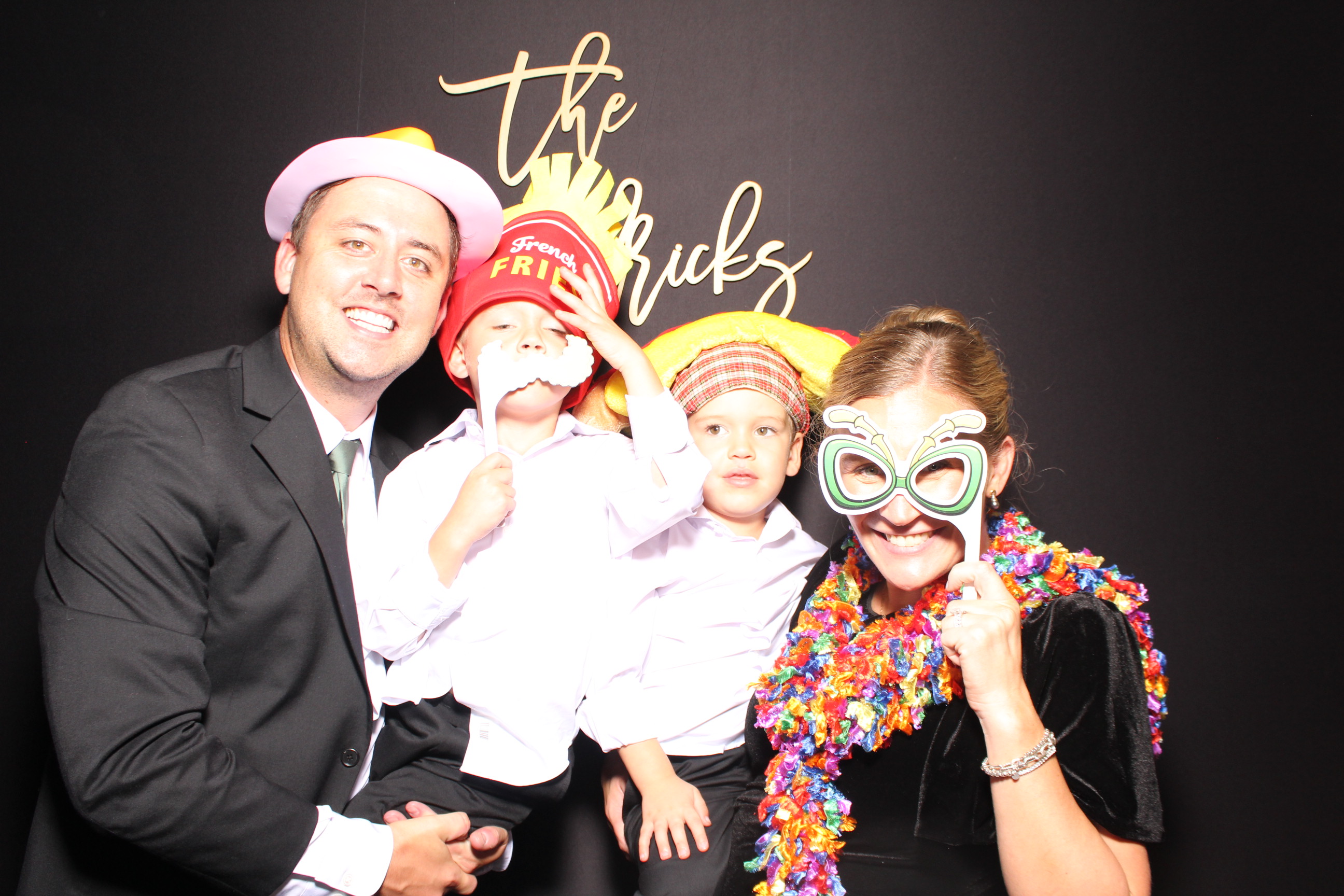 McKendrick Wedding | View more photos from the event at gallery.photoboothcincy.com/u/PhotoBoothCincy/McKendrick-Wedding