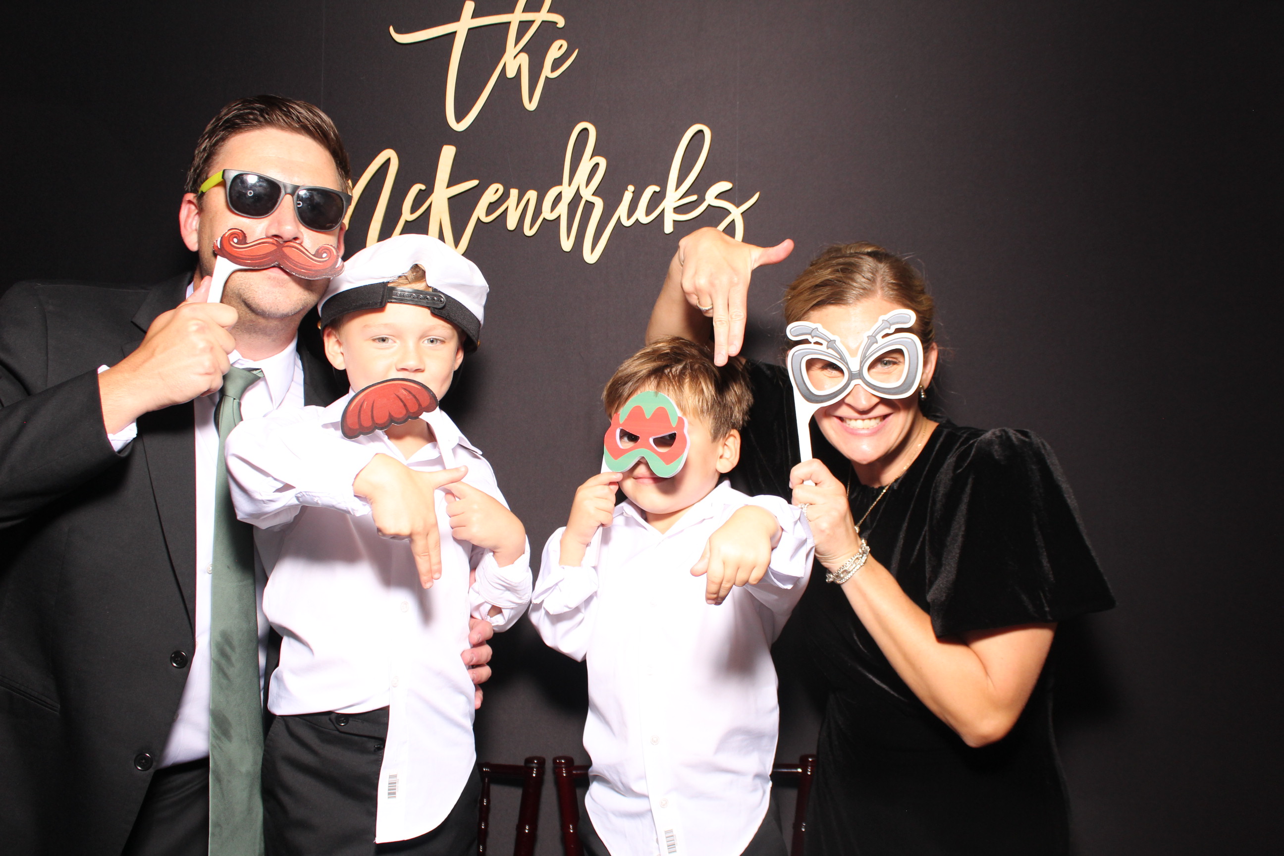 McKendrick Wedding | View more photos from the event at gallery.photoboothcincy.com/u/PhotoBoothCincy/McKendrick-Wedding