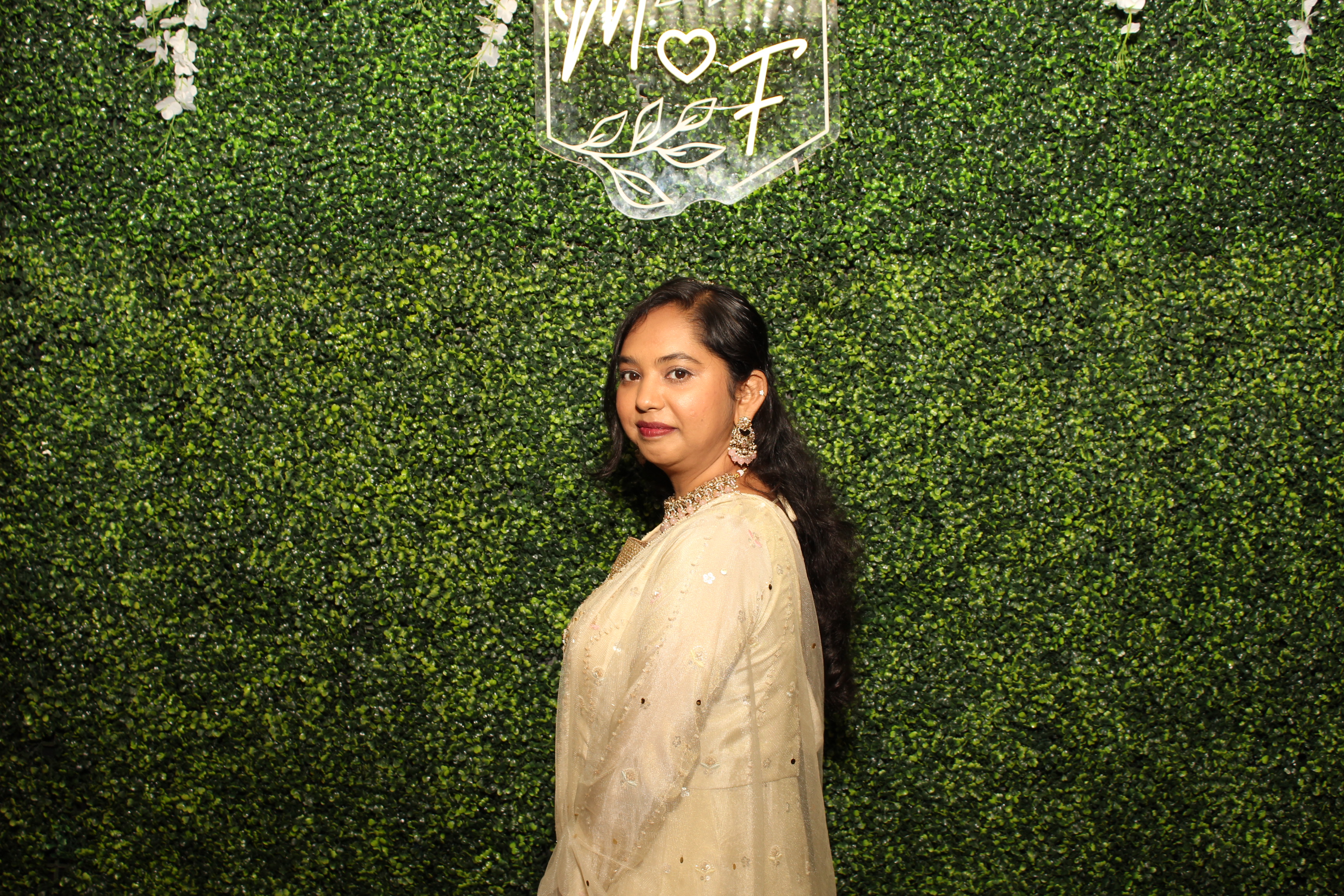 Mehvish & Fayaaz | View more photos from the event at gallery.photoboothcincy.com/u/PhotoBoothCincy/Mehvish-Fayaaz