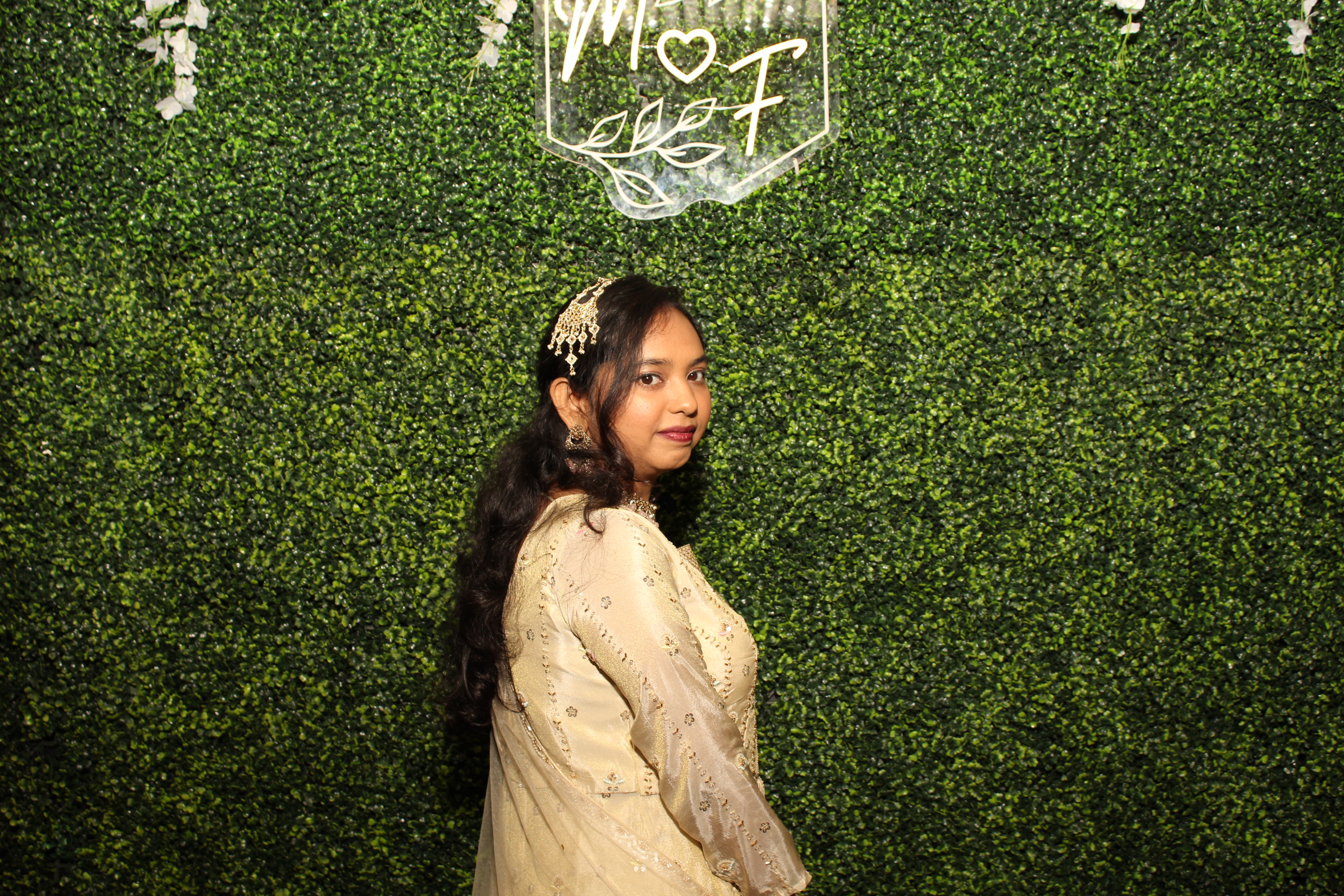 Mehvish & Fayaaz | View more photos from the event at gallery.photoboothcincy.com/u/PhotoBoothCincy/Mehvish-Fayaaz