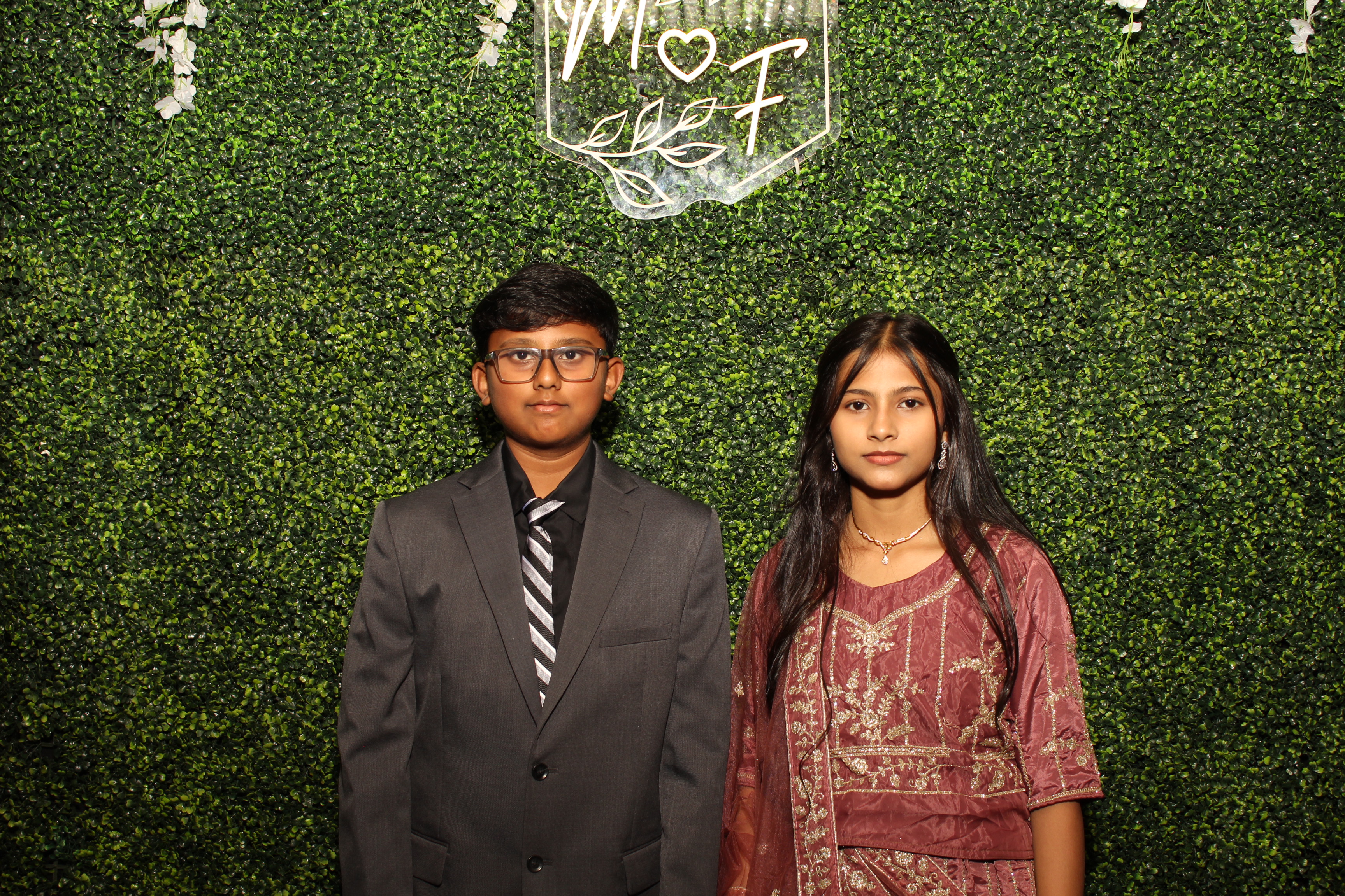 Mehvish & Fayaaz | View more photos from the event at gallery.photoboothcincy.com/u/PhotoBoothCincy/Mehvish-Fayaaz