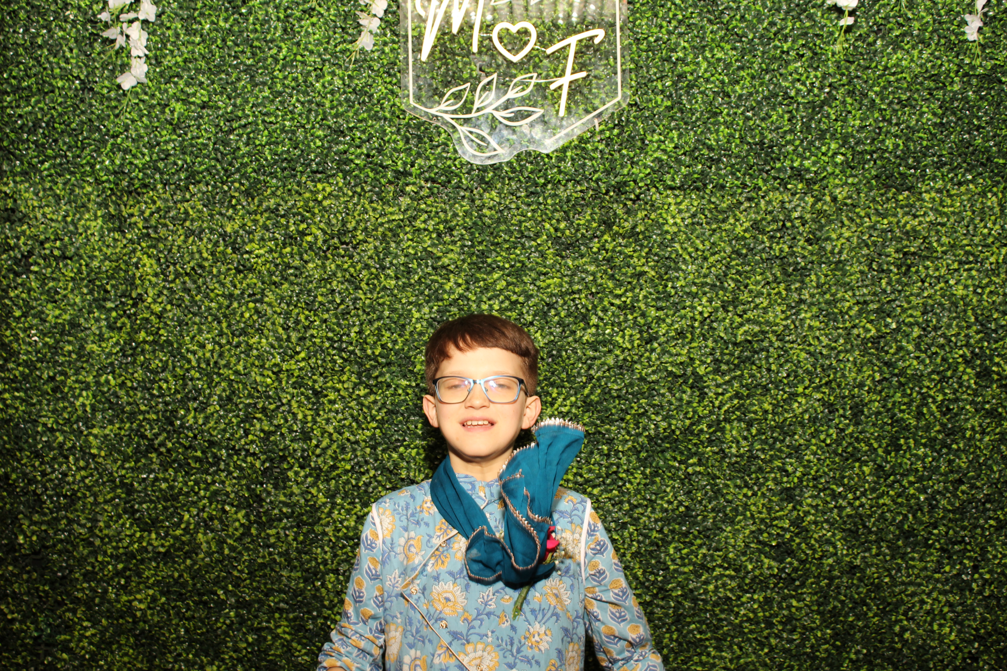 Mehvish & Fayaaz | View more photos from the event at gallery.photoboothcincy.com/u/PhotoBoothCincy/Mehvish-Fayaaz