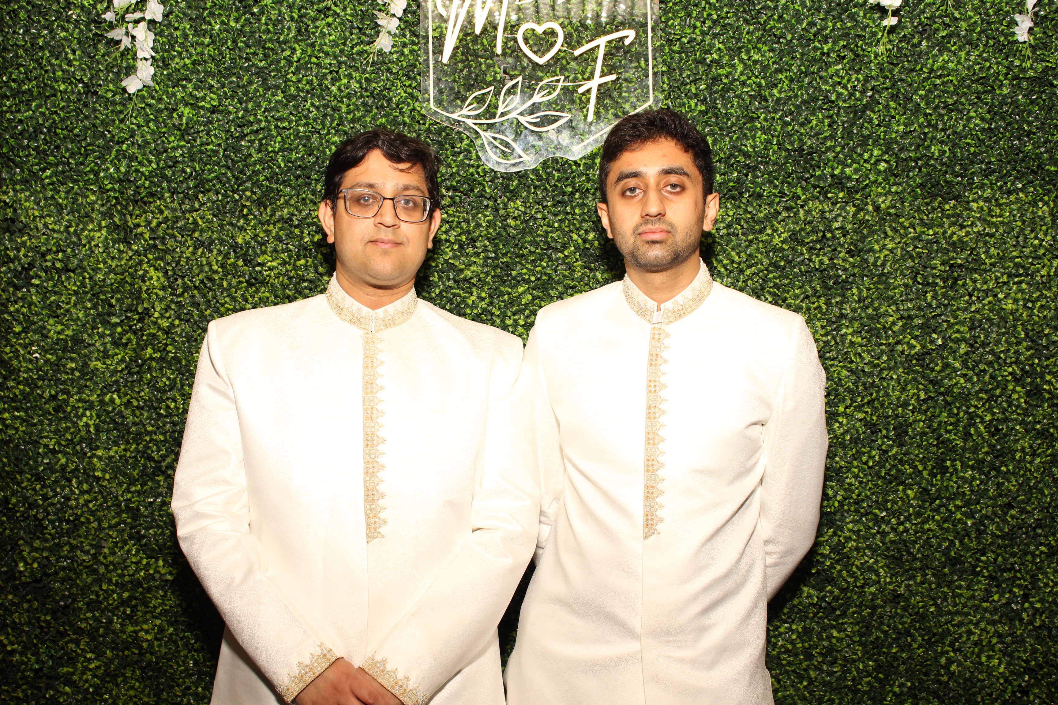 Mehvish & Fayaaz | View more photos from the event at gallery.photoboothcincy.com/u/PhotoBoothCincy/Mehvish-Fayaaz