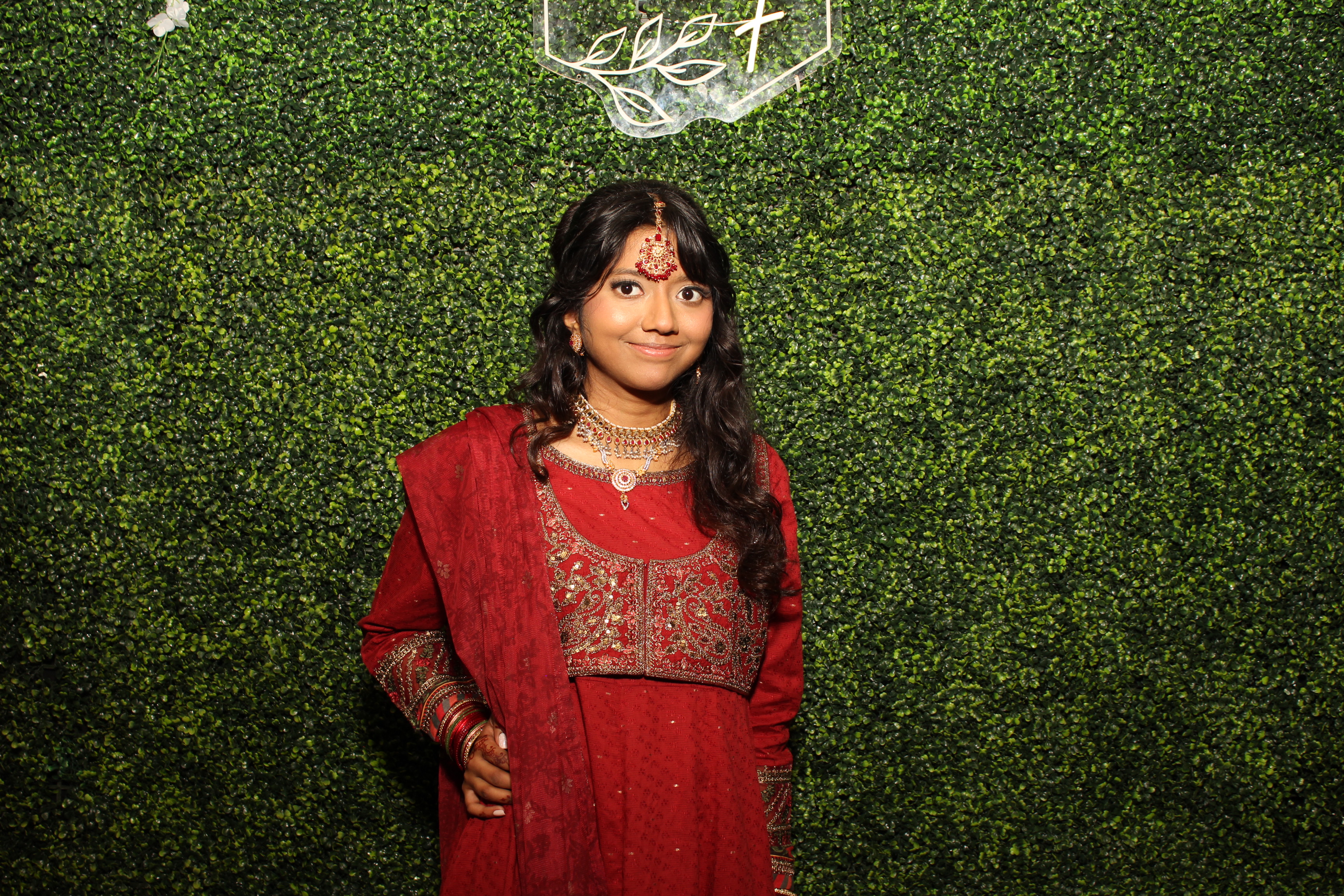 Mehvish & Fayaaz | View more photos from the event at gallery.photoboothcincy.com/u/PhotoBoothCincy/Mehvish-Fayaaz