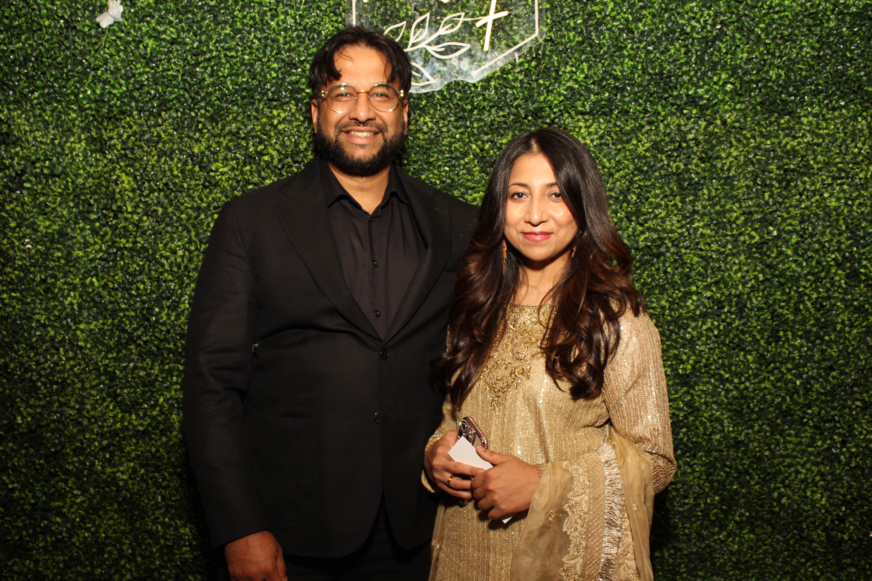 Mehvish & Fayaaz | View more photos from the event at gallery.photoboothcincy.com/u/PhotoBoothCincy/Mehvish-Fayaaz