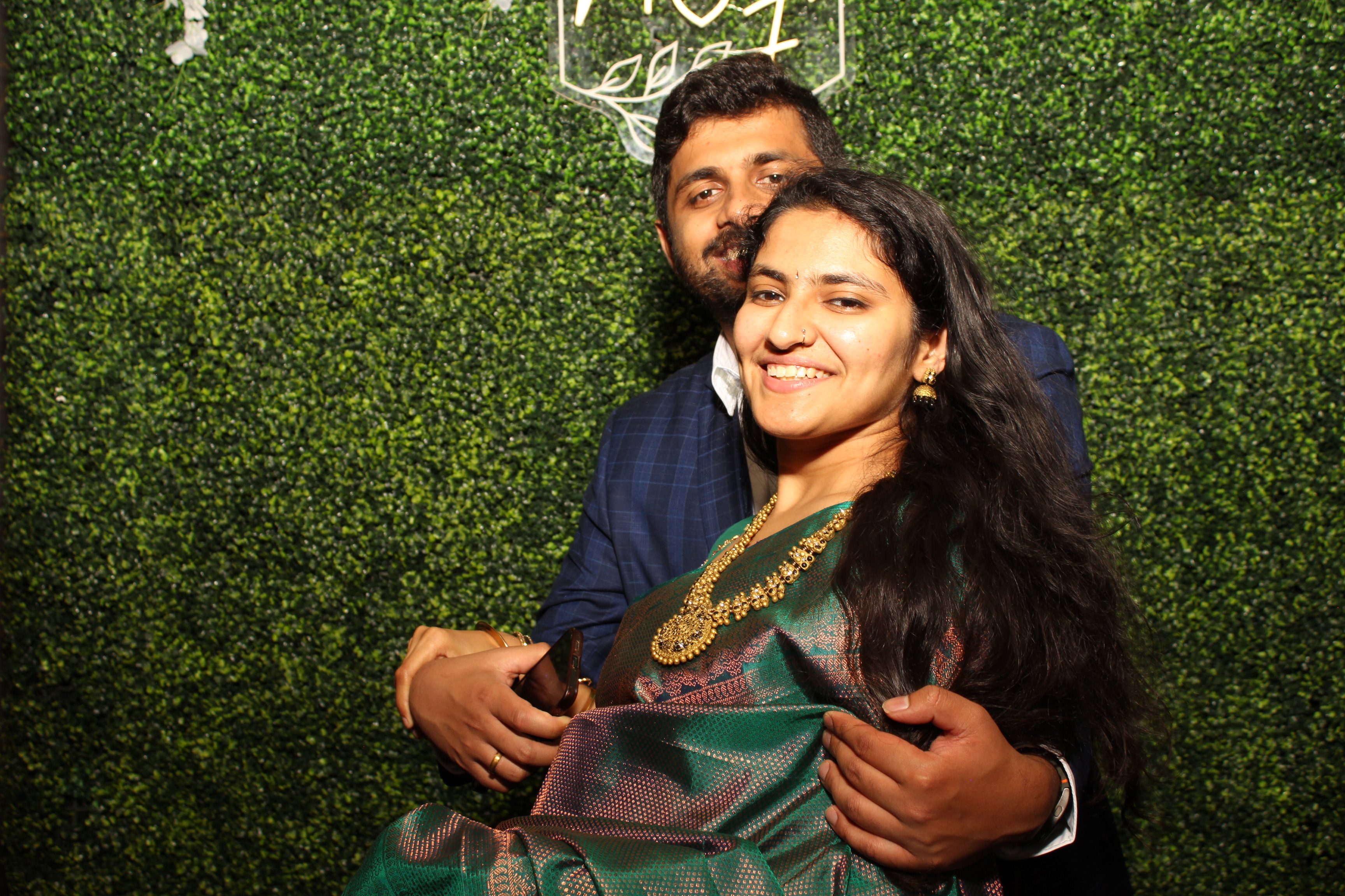 Mehvish & Fayaaz | View more photos from the event at gallery.photoboothcincy.com/u/PhotoBoothCincy/Mehvish-Fayaaz