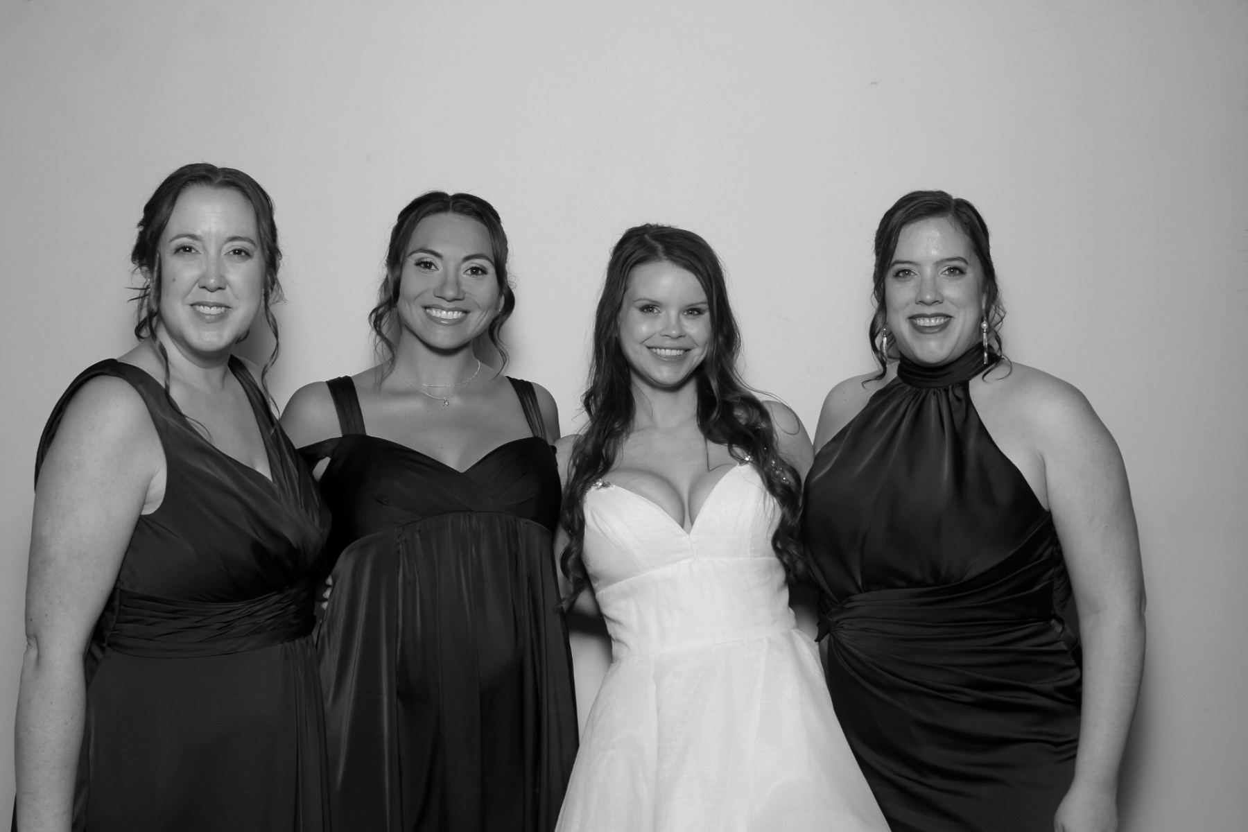 Michelle & Zach Reception | View more photos from the event at gallery.photoboothcincy.com/u/PhotoBoothCincy/Michelle-Zach-Reception