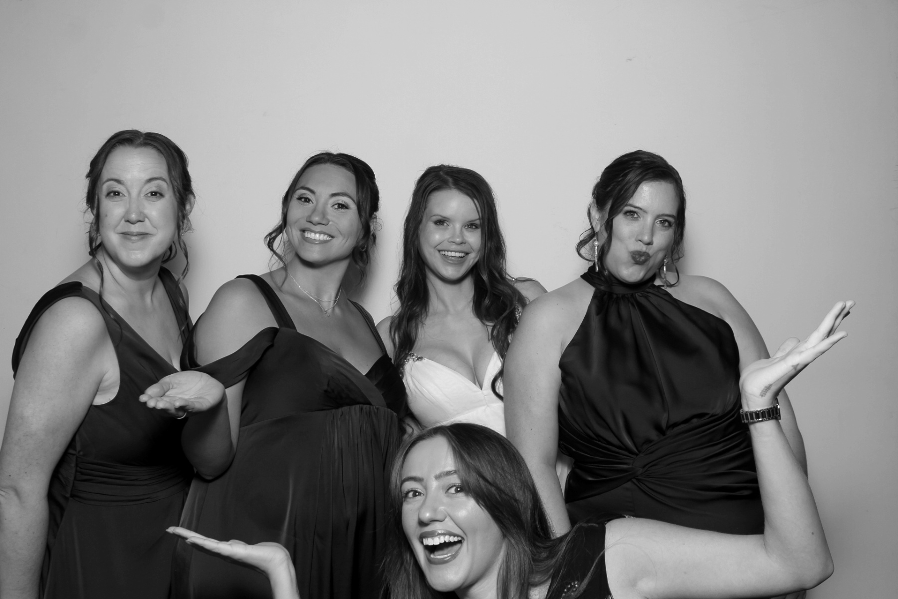 Michelle & Zach Reception | View more photos from the event at gallery.photoboothcincy.com/u/PhotoBoothCincy/Michelle-Zach-Reception