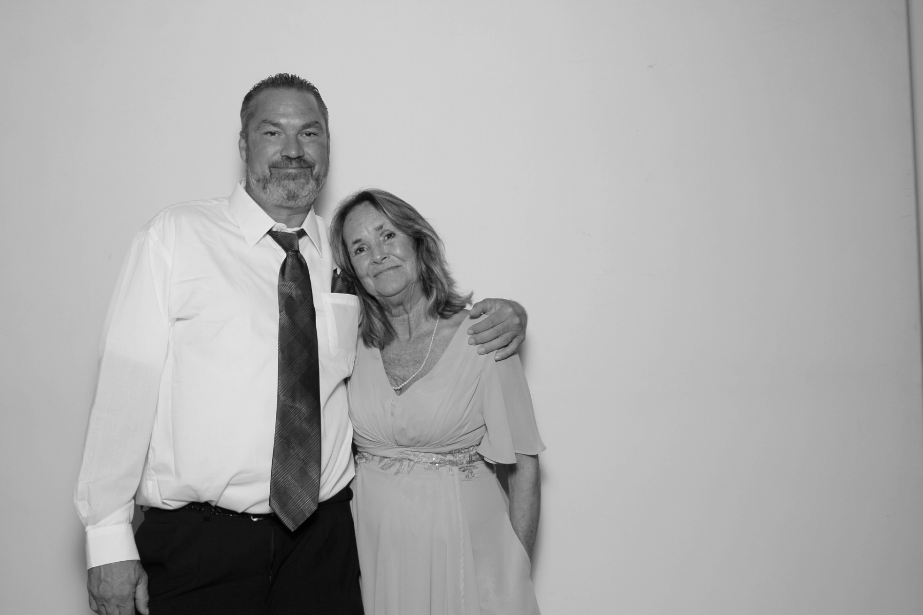 Michelle & Zach Reception | View more photos from the event at gallery.photoboothcincy.com/u/PhotoBoothCincy/Michelle-Zach-Reception