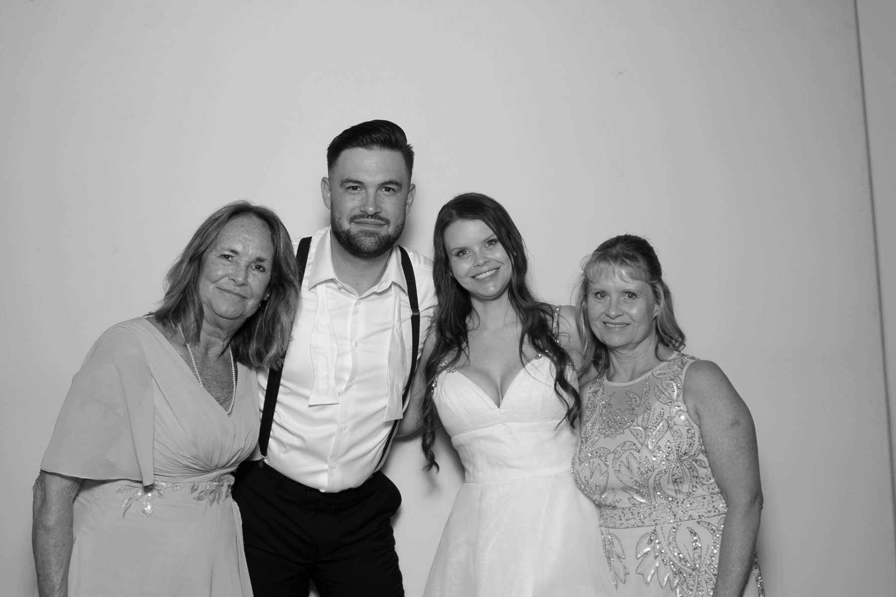 Michelle & Zach Reception | View more photos from the event at gallery.photoboothcincy.com/u/PhotoBoothCincy/Michelle-Zach-Reception