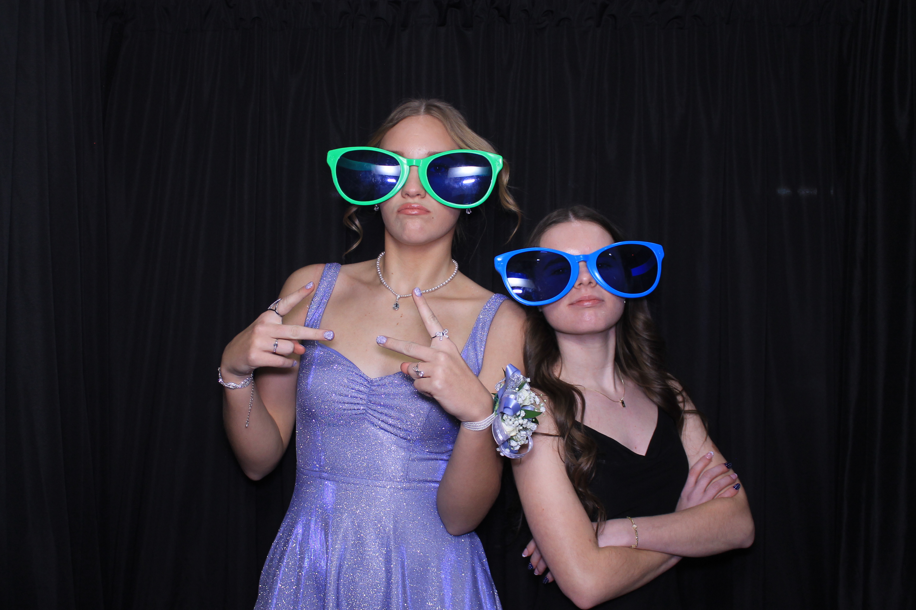 Middletown Christian HOCO | View more photos from the event at gallery.photoboothcincy.com/u/PhotoBoothCincy/Middletown-Christian-HOCO