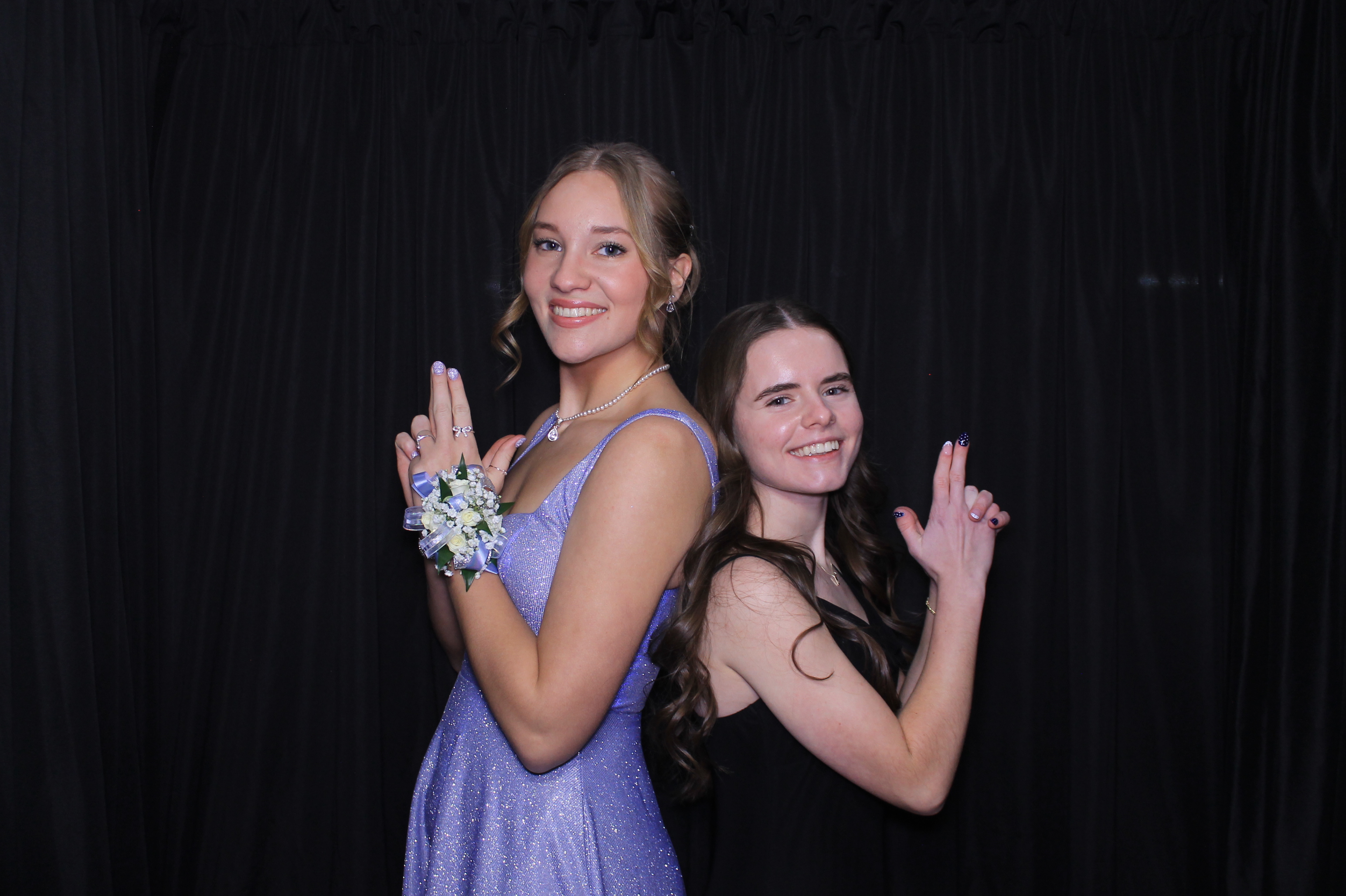 Middletown Christian HOCO | View more photos from the event at gallery.photoboothcincy.com/u/PhotoBoothCincy/Middletown-Christian-HOCO
