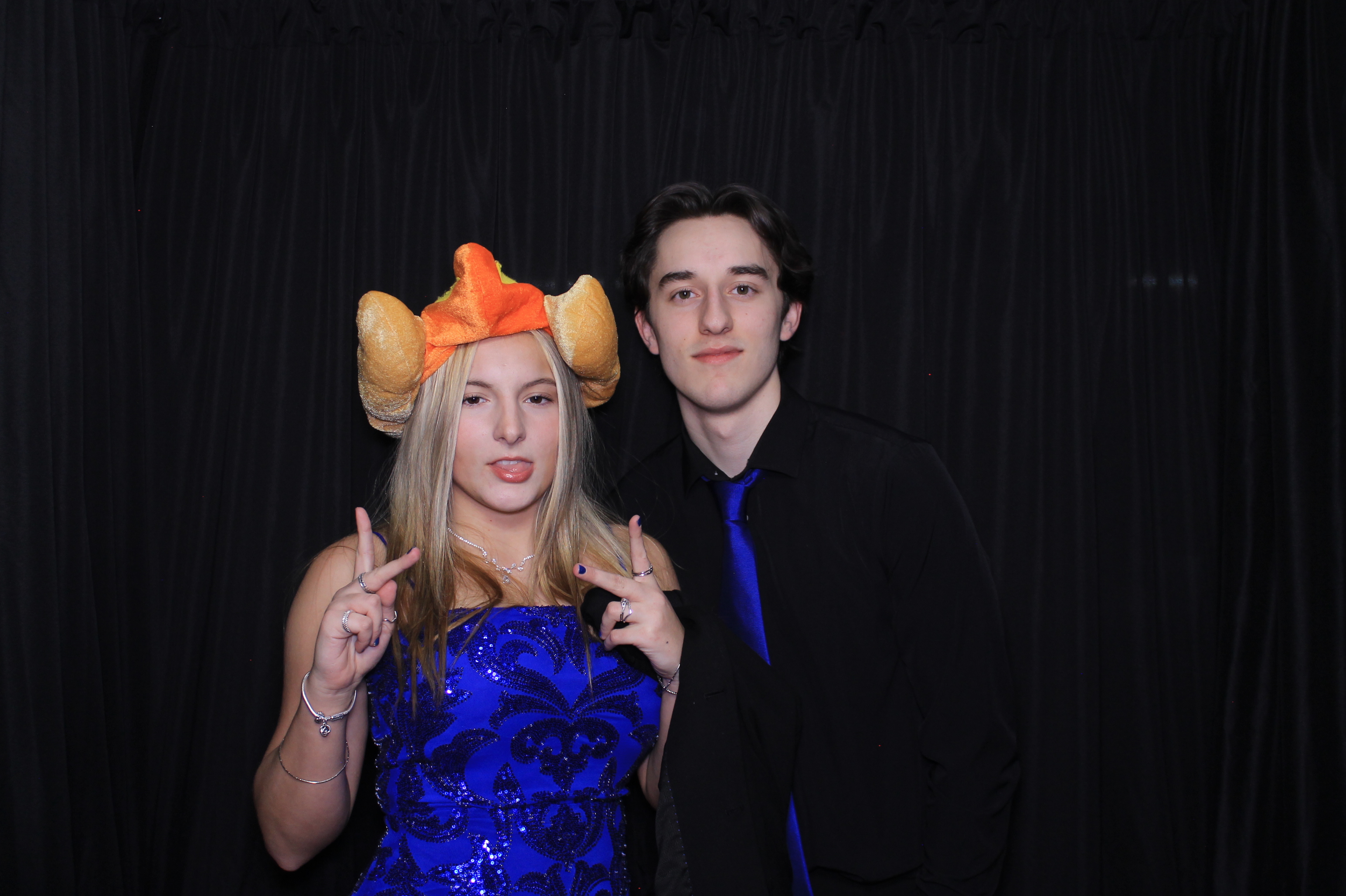 Middletown Christian HOCO | View more photos from the event at gallery.photoboothcincy.com/u/PhotoBoothCincy/Middletown-Christian-HOCO