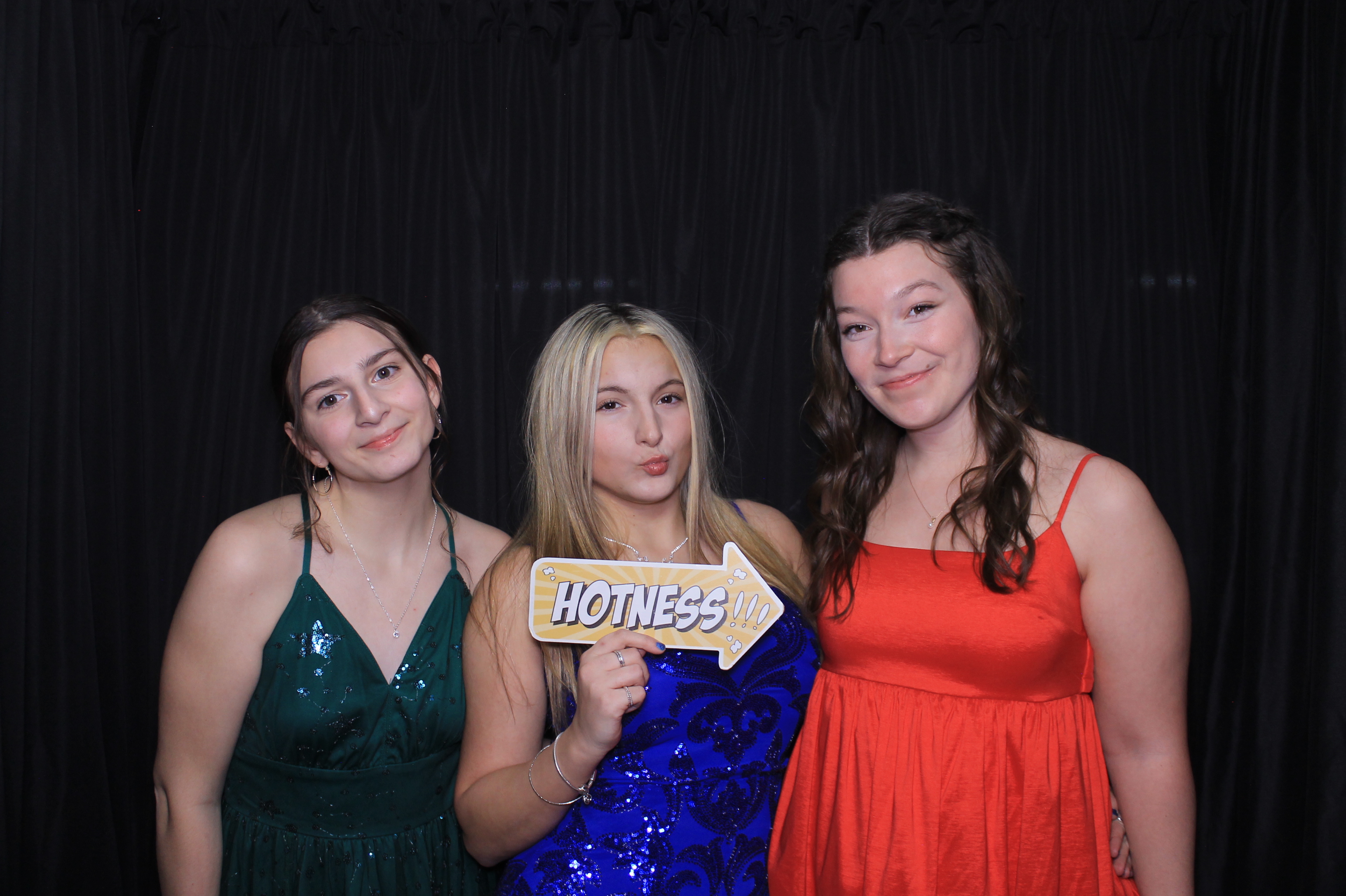 Middletown Christian HOCO | View more photos from the event at gallery.photoboothcincy.com/u/PhotoBoothCincy/Middletown-Christian-HOCO