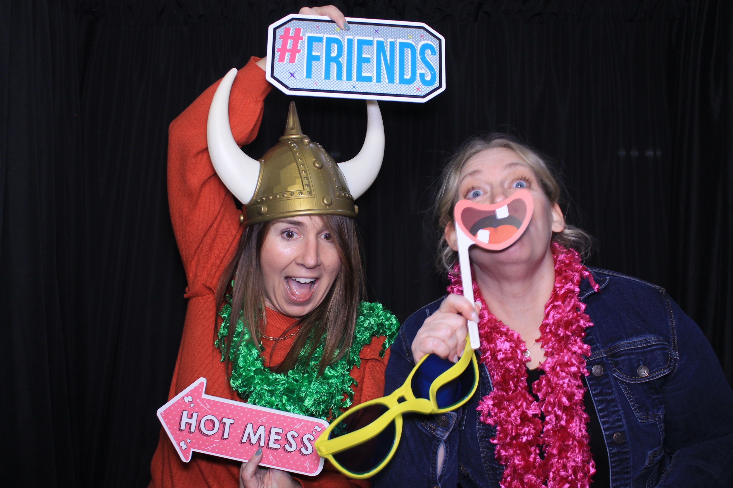 Middletown Christian HOCO | View more photos from the event at gallery.photoboothcincy.com/u/PhotoBoothCincy/Middletown-Christian-HOCO