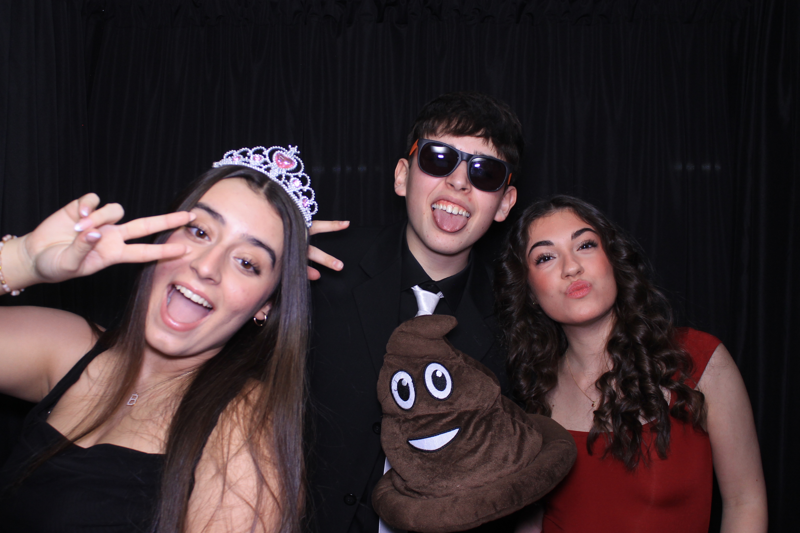 Middletown Christian HOCO | View more photos from the event at gallery.photoboothcincy.com/u/PhotoBoothCincy/Middletown-Christian-HOCO