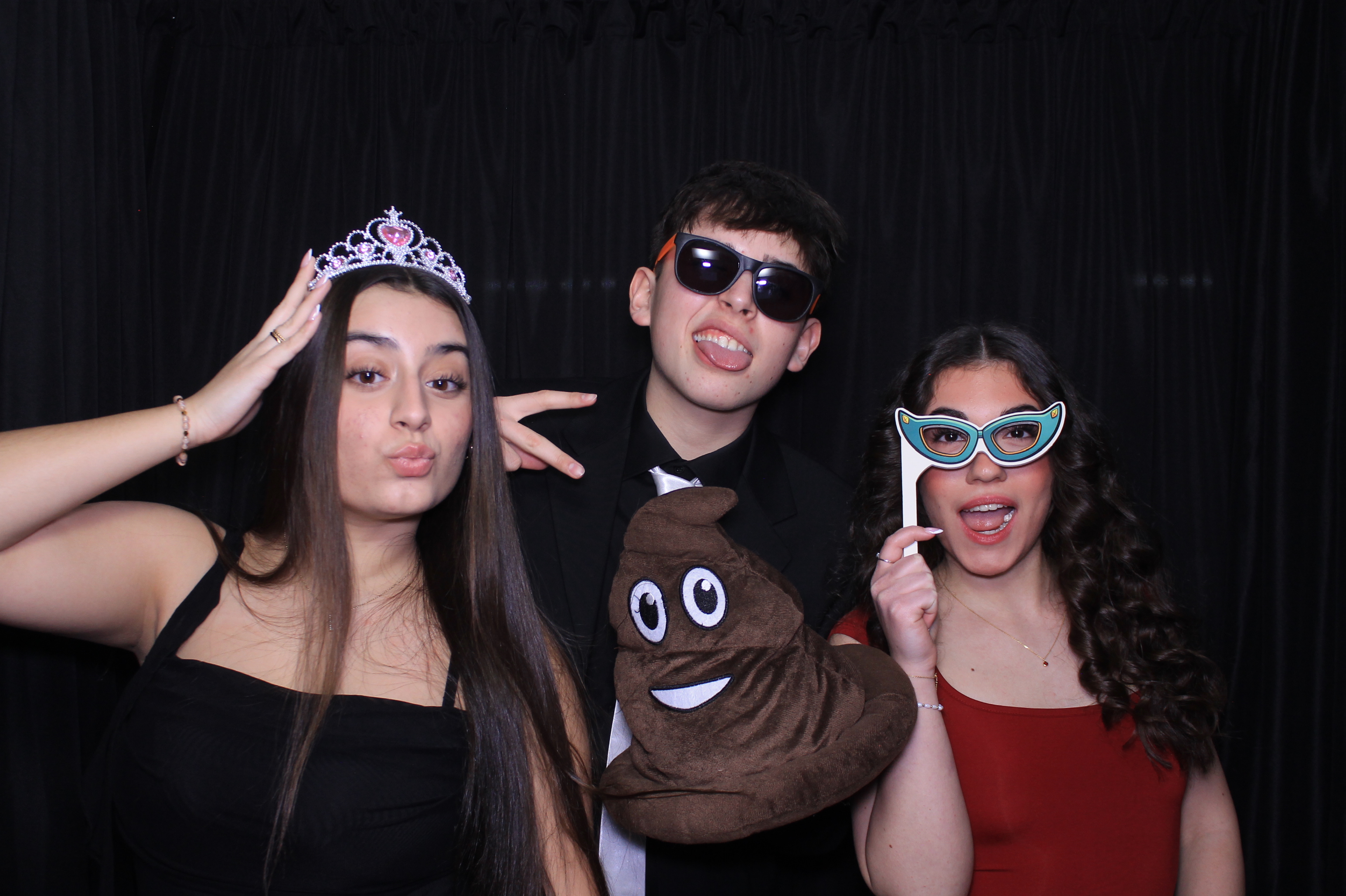 Middletown Christian HOCO | View more photos from the event at gallery.photoboothcincy.com/u/PhotoBoothCincy/Middletown-Christian-HOCO