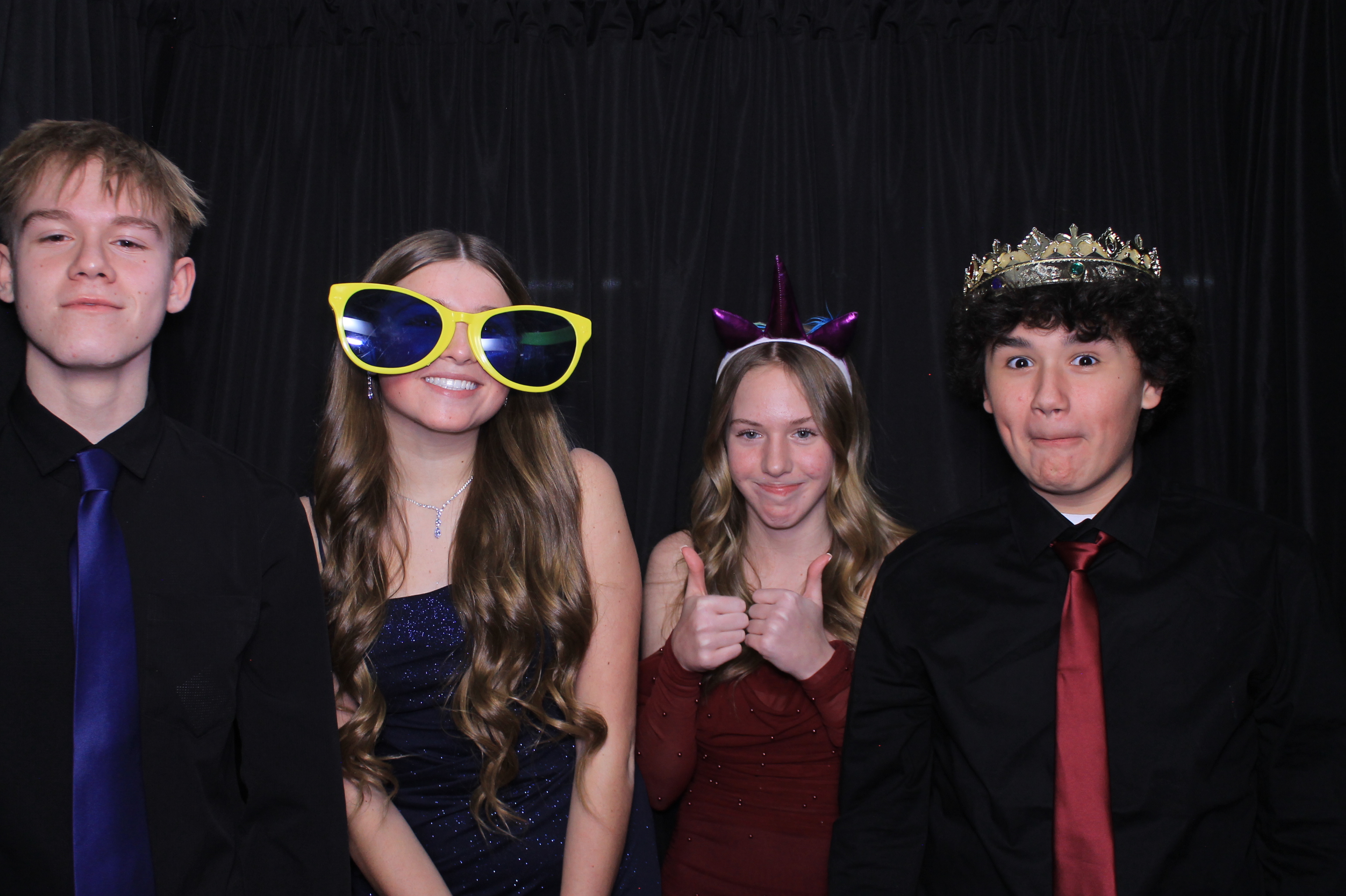 Middletown Christian HOCO | View more photos from the event at gallery.photoboothcincy.com/u/PhotoBoothCincy/Middletown-Christian-HOCO