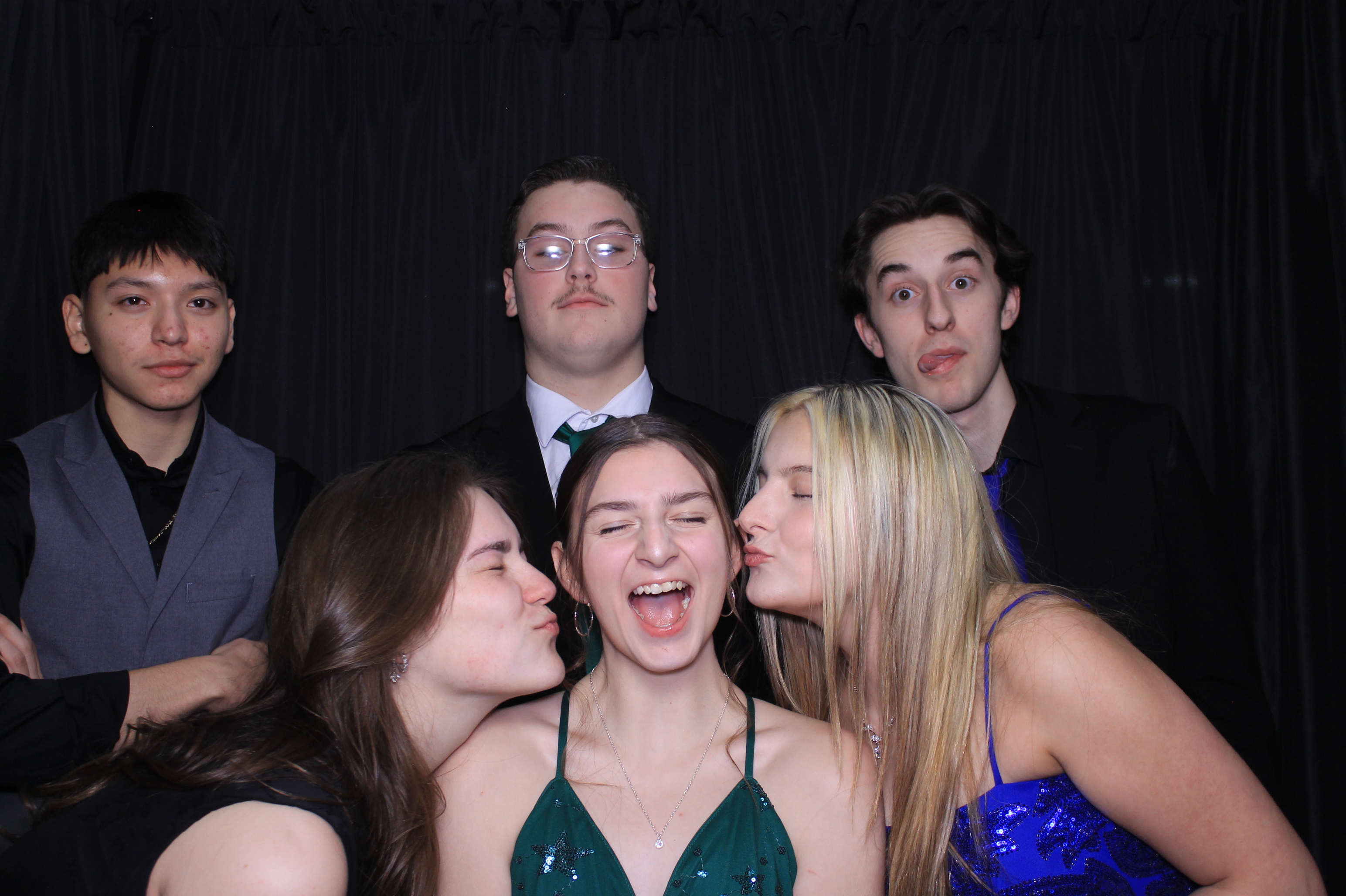 Middletown Christian HOCO | View more photos from the event at gallery.photoboothcincy.com/u/PhotoBoothCincy/Middletown-Christian-HOCO