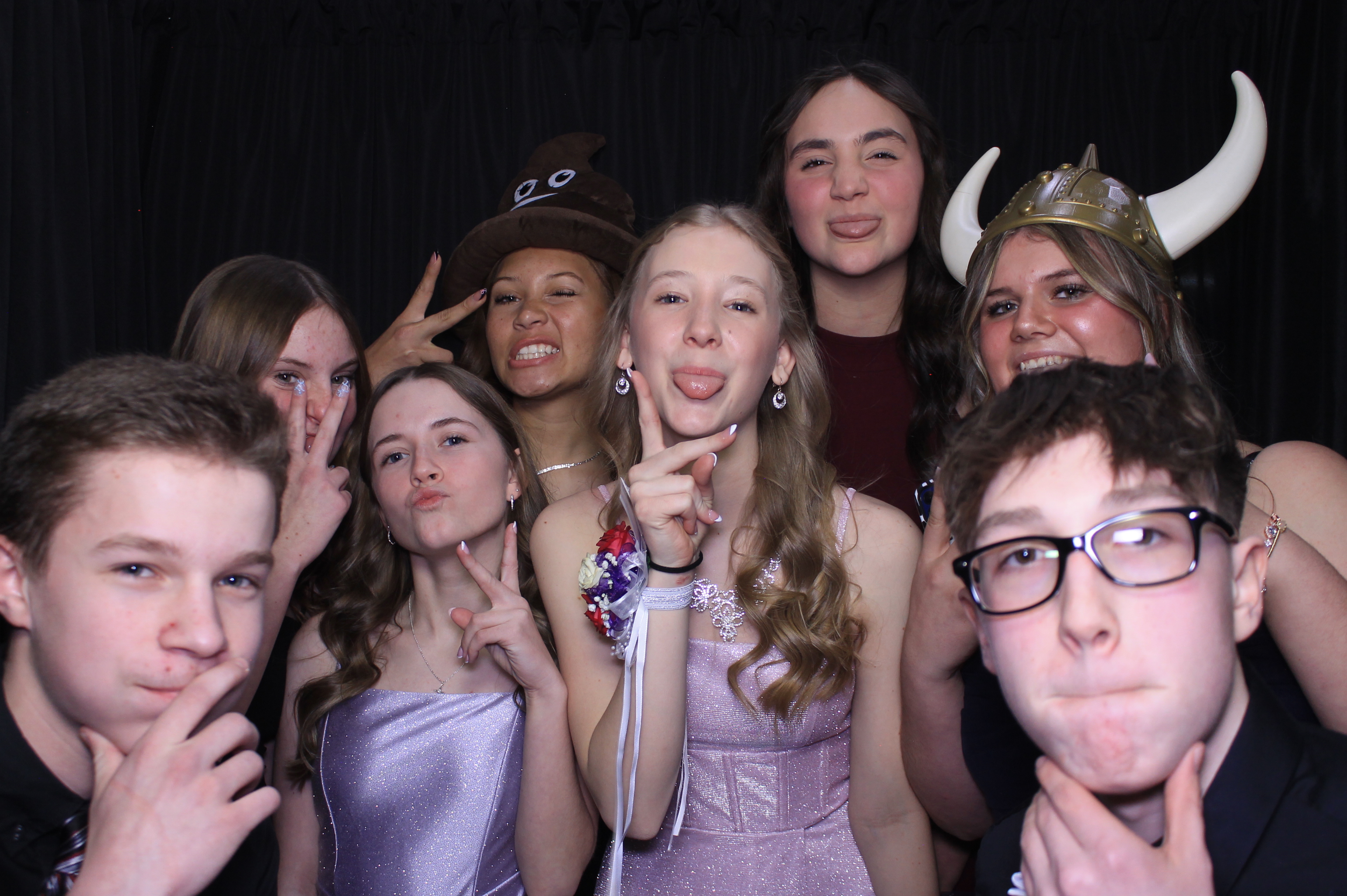 Middletown Christian HOCO | View more photos from the event at gallery.photoboothcincy.com/u/PhotoBoothCincy/Middletown-Christian-HOCO