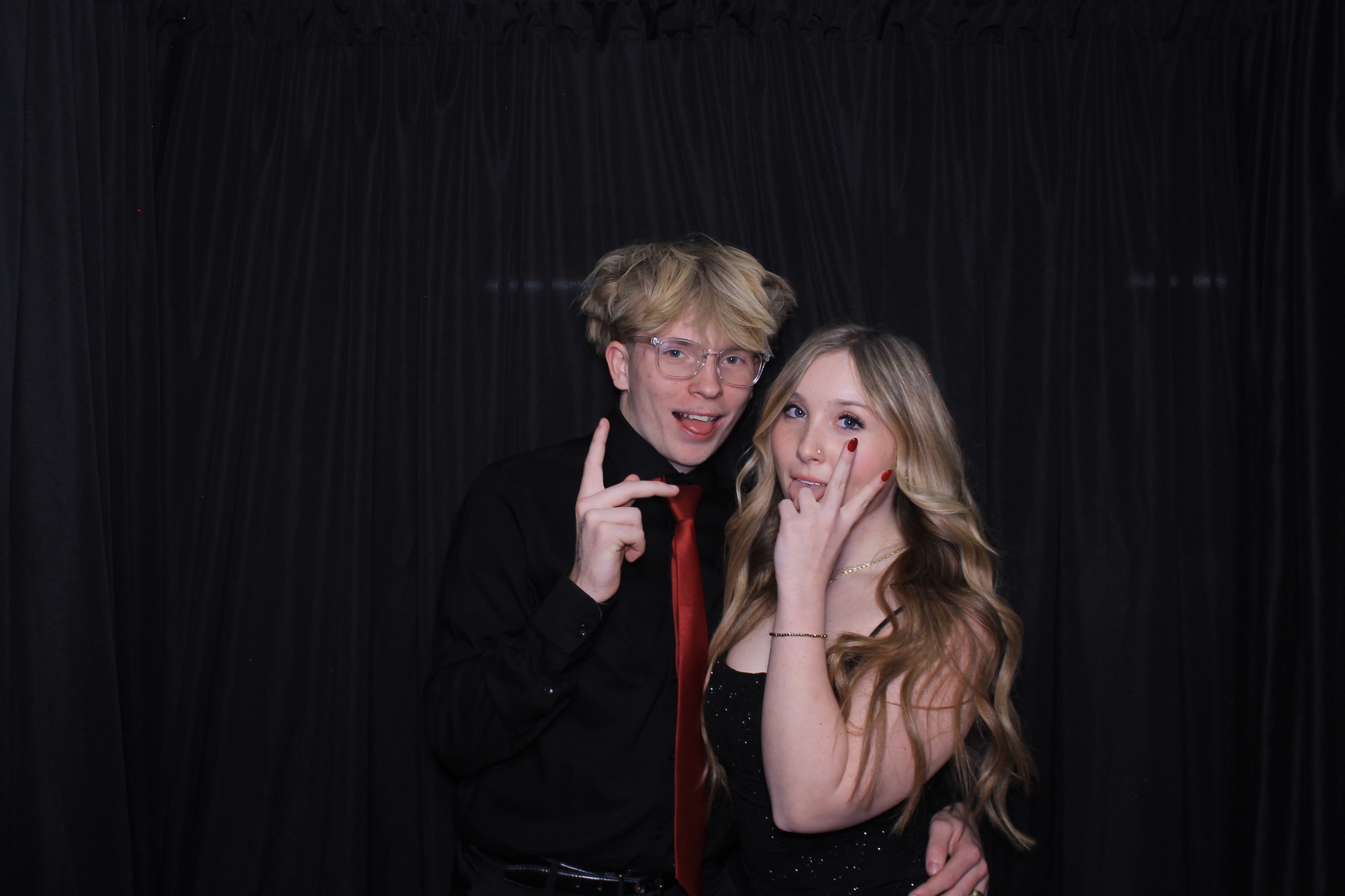 Middletown Christian HOCO | View more photos from the event at gallery.photoboothcincy.com/u/PhotoBoothCincy/Middletown-Christian-HOCO