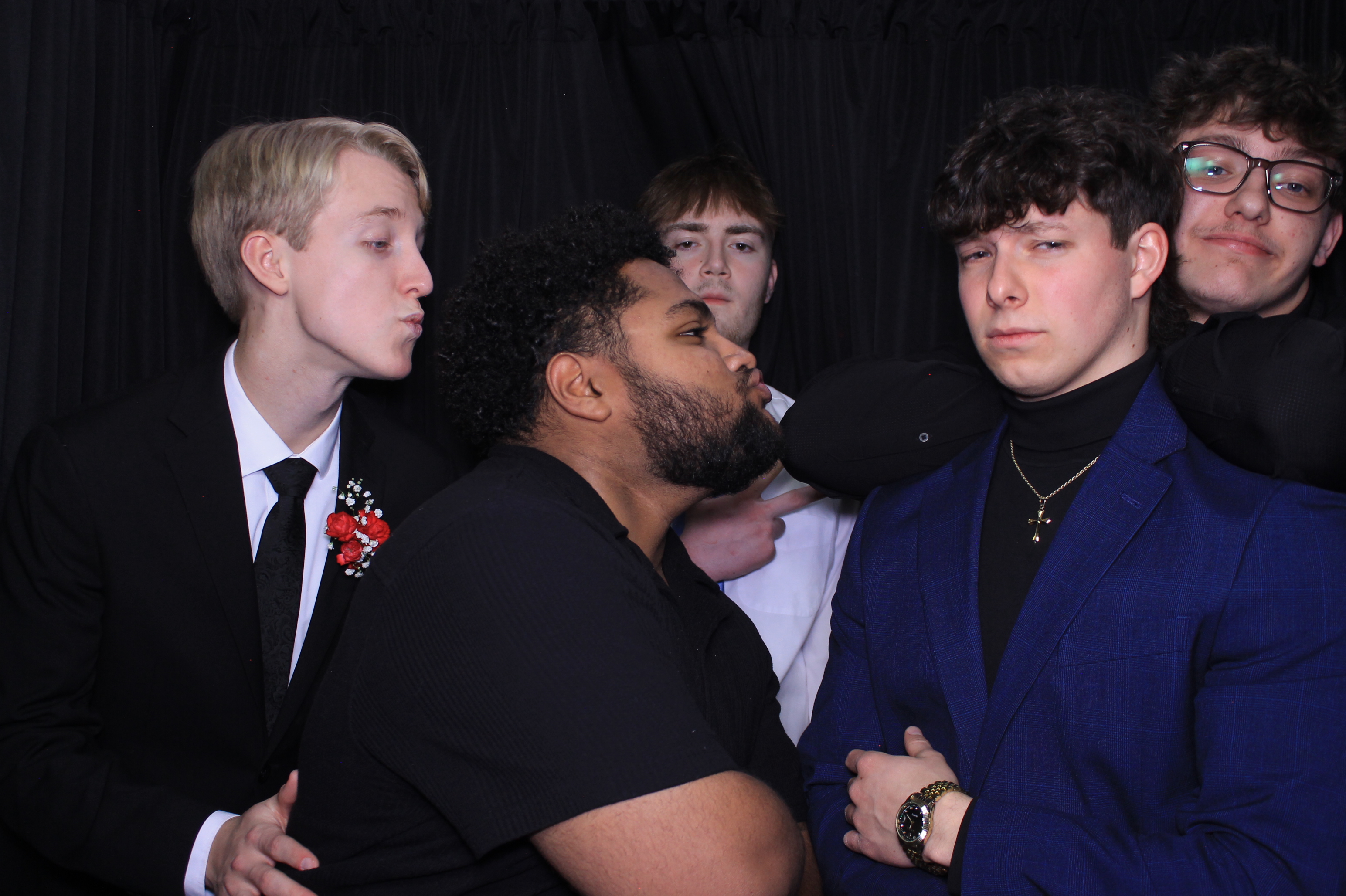 Middletown Christian HOCO | View more photos from the event at gallery.photoboothcincy.com/u/PhotoBoothCincy/Middletown-Christian-HOCO