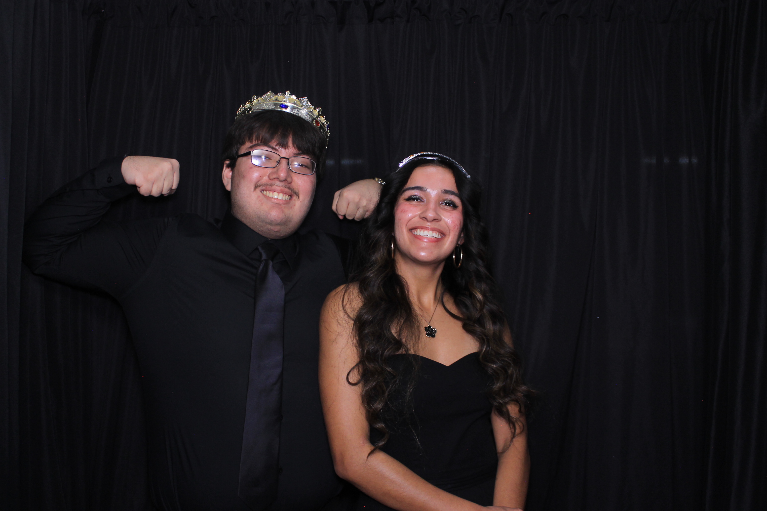 Middletown Christian HOCO | View more photos from the event at gallery.photoboothcincy.com/u/PhotoBoothCincy/Middletown-Christian-HOCO