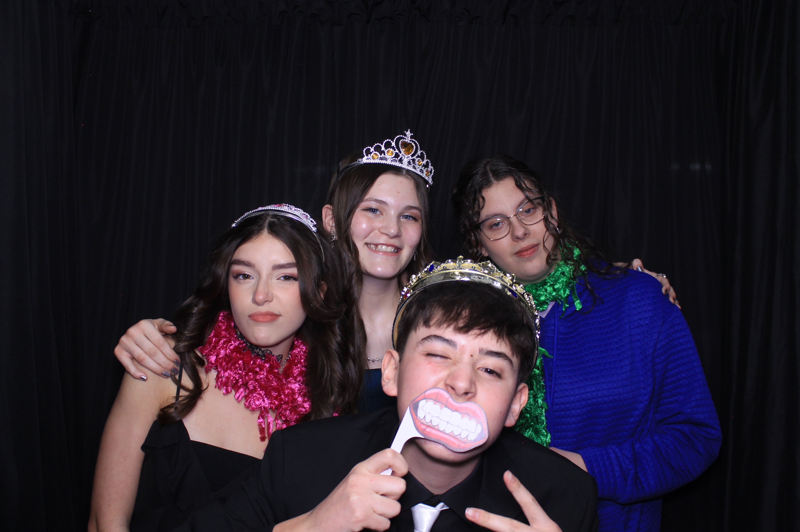 Middletown Christian HOCO | View more photos from the event at gallery.photoboothcincy.com/u/PhotoBoothCincy/Middletown-Christian-HOCO