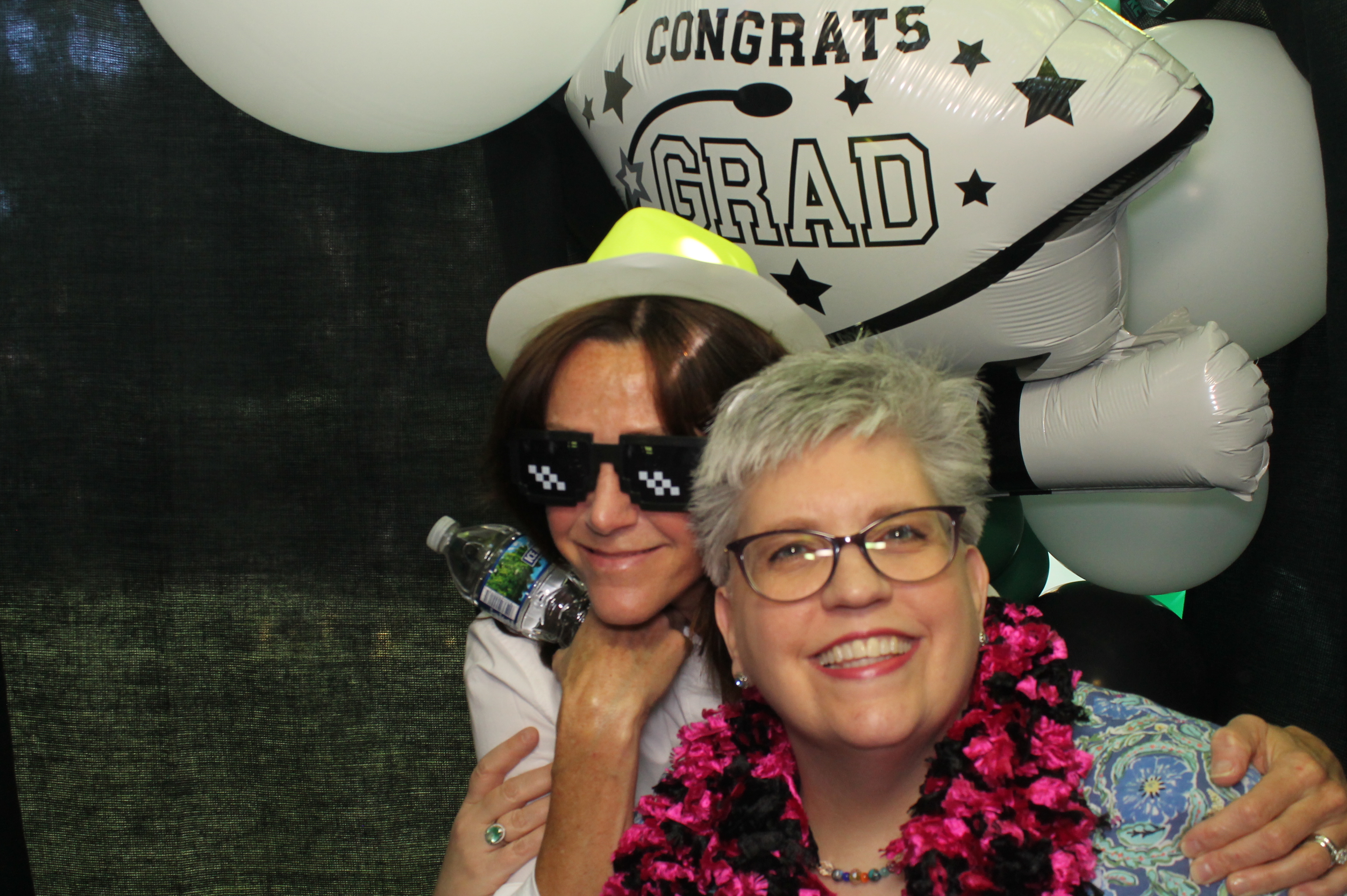 Mitchell's Grad Party | View more photos from the event at gallery.photoboothcincy.com/u/PhotoBoothCincy/Mitchells-Grad-Party