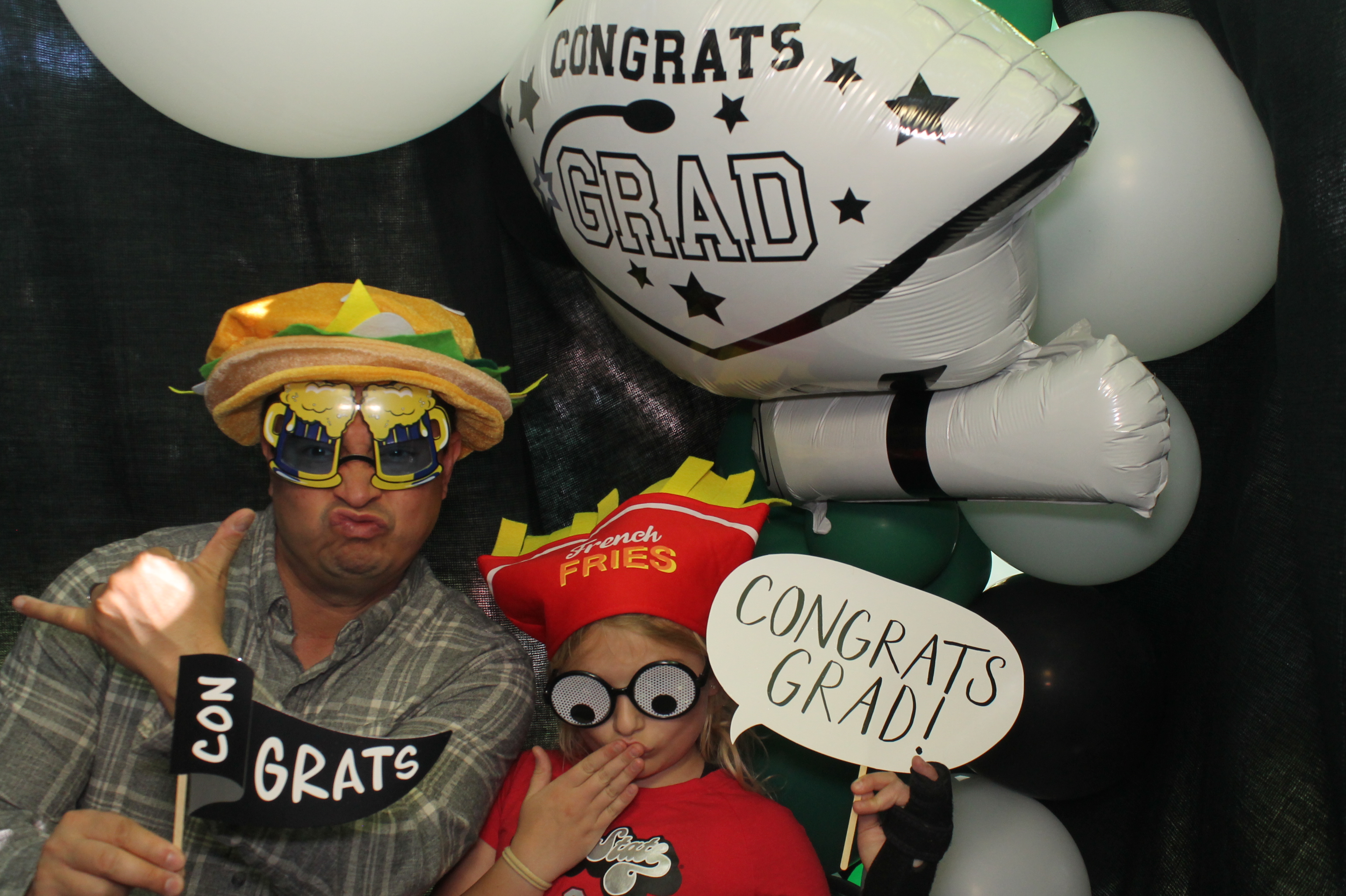 Mitchell's Grad Party | View more photos from the event at gallery.photoboothcincy.com/u/PhotoBoothCincy/Mitchells-Grad-Party