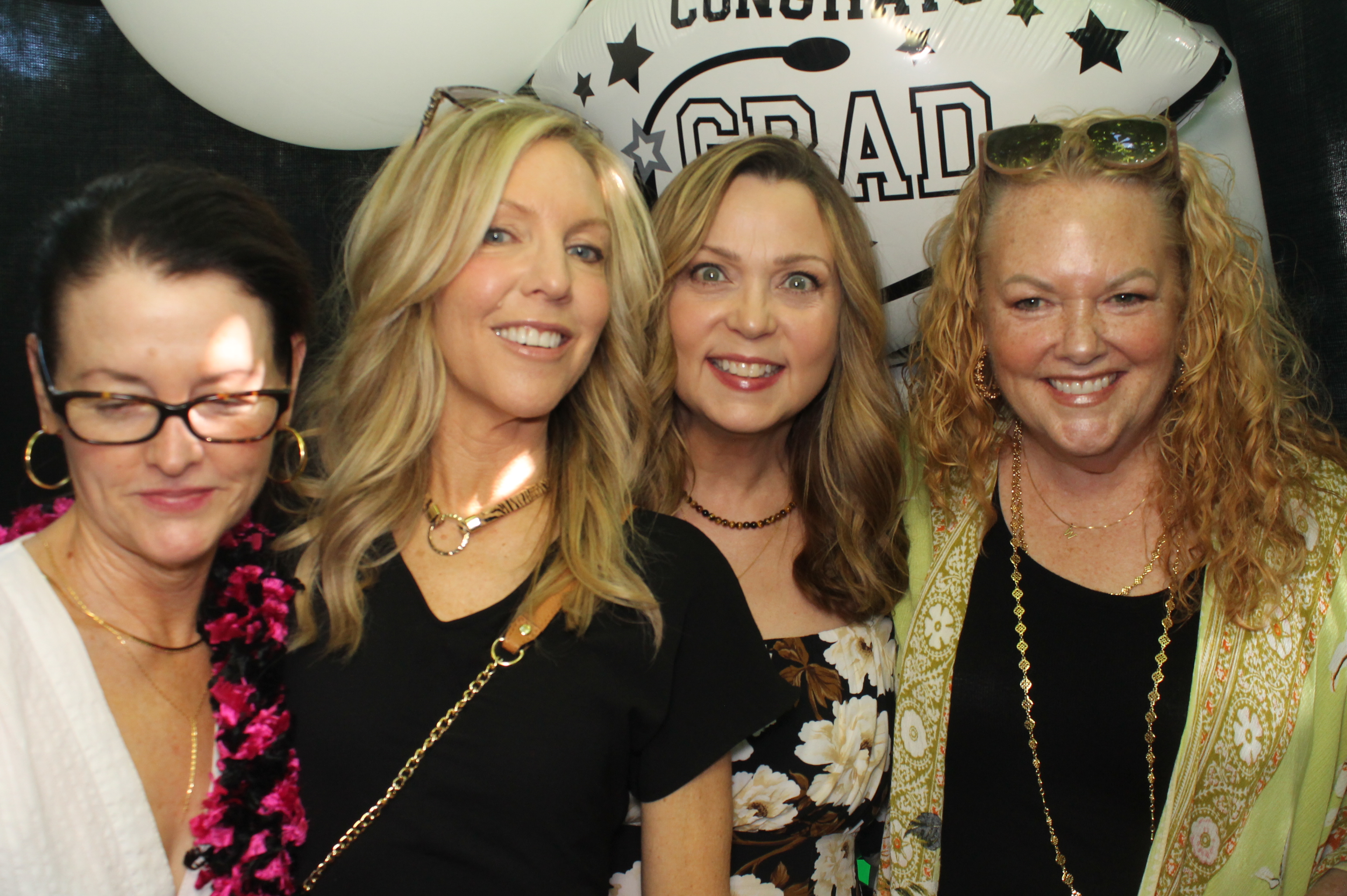 Mitchell's Grad Party | View more photos from the event at gallery.photoboothcincy.com/u/PhotoBoothCincy/Mitchells-Grad-Party
