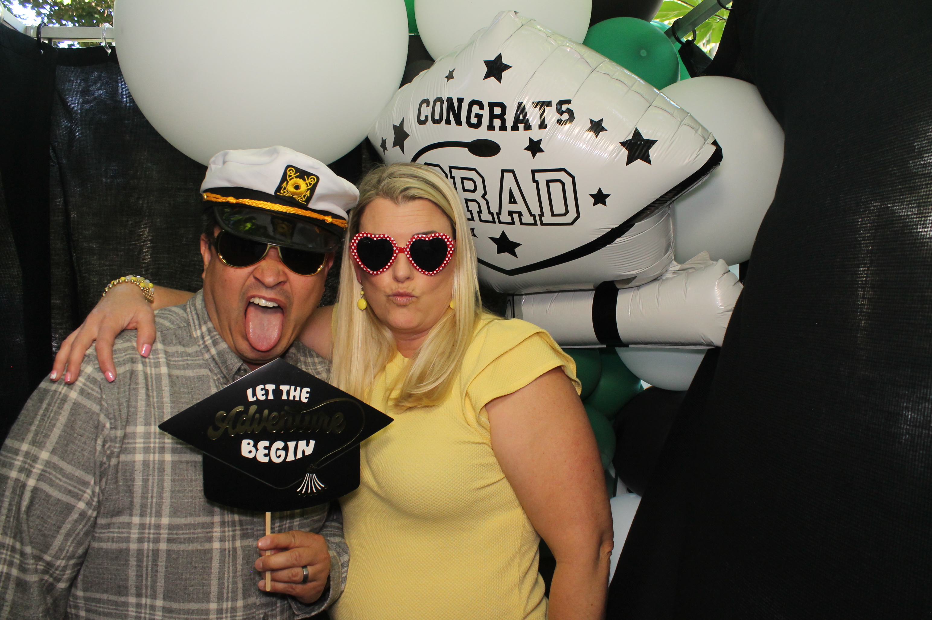 Mitchell's Grad Party | View more photos from the event at gallery.photoboothcincy.com/u/PhotoBoothCincy/Mitchells-Grad-Party
