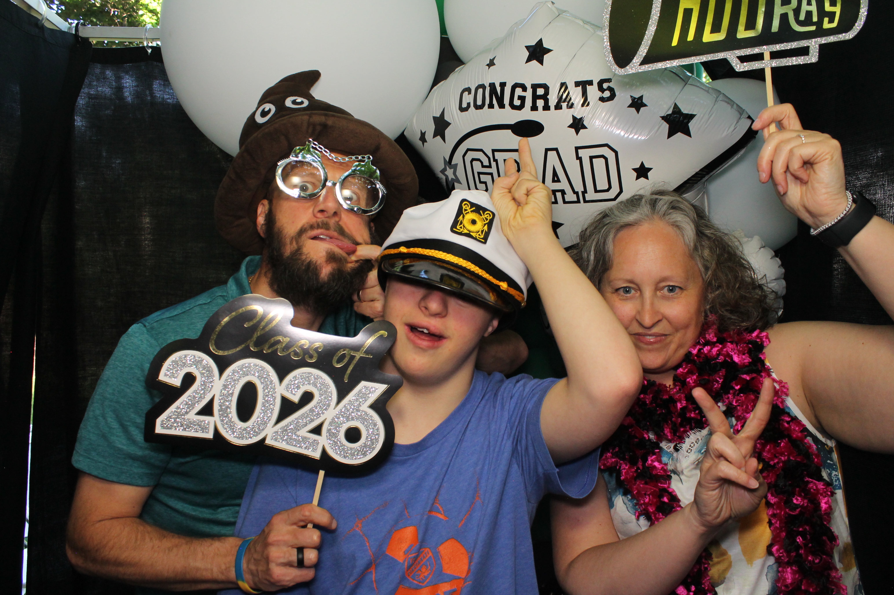 Mitchell's Grad Party | View more photos from the event at gallery.photoboothcincy.com/u/PhotoBoothCincy/Mitchells-Grad-Party