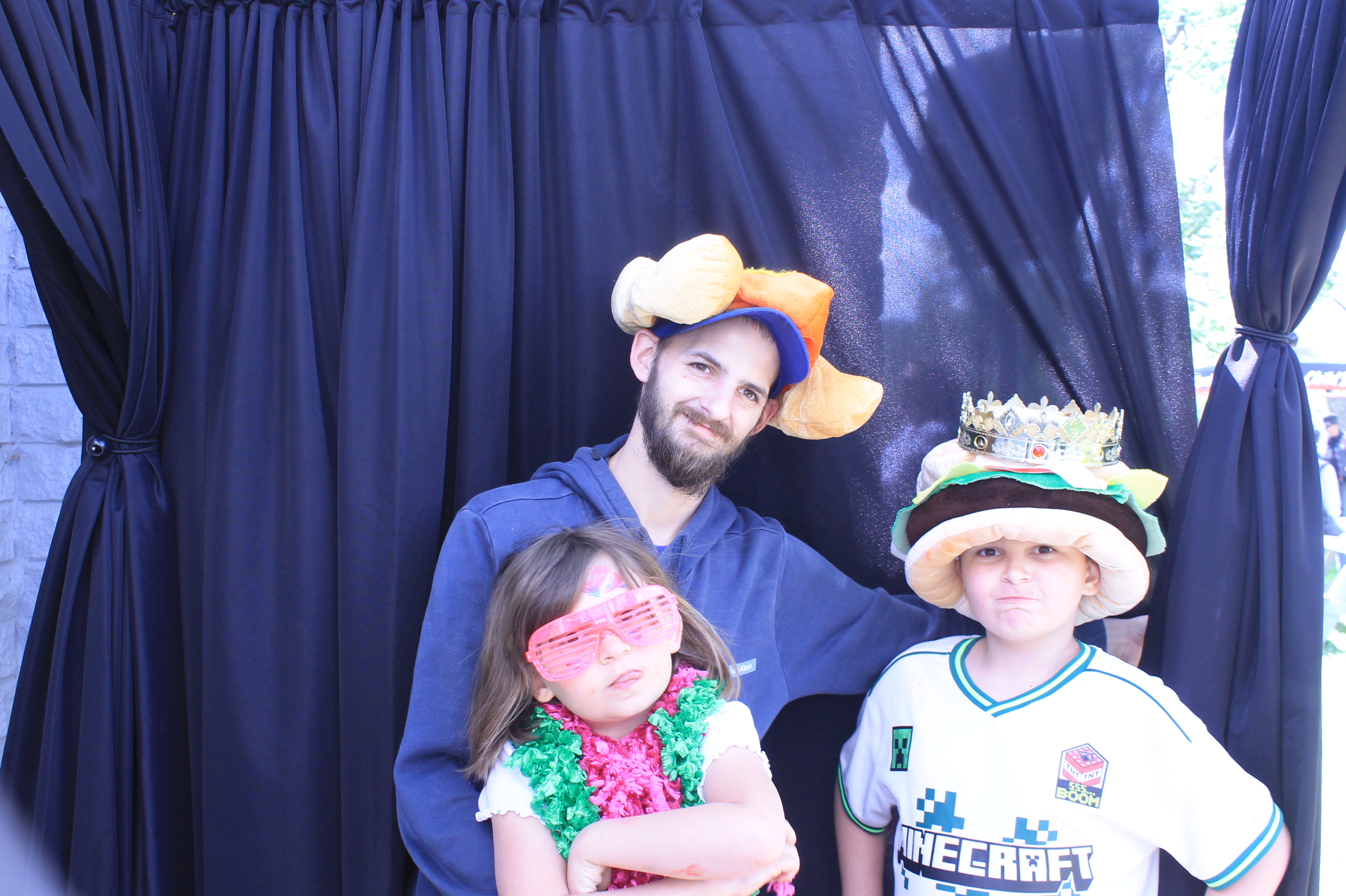 NKCAC's Family Fun Day | View more photos from the event at gallery.photoboothcincy.com/u/PhotoBoothCincy/NKCACs-Family-Fun-Day