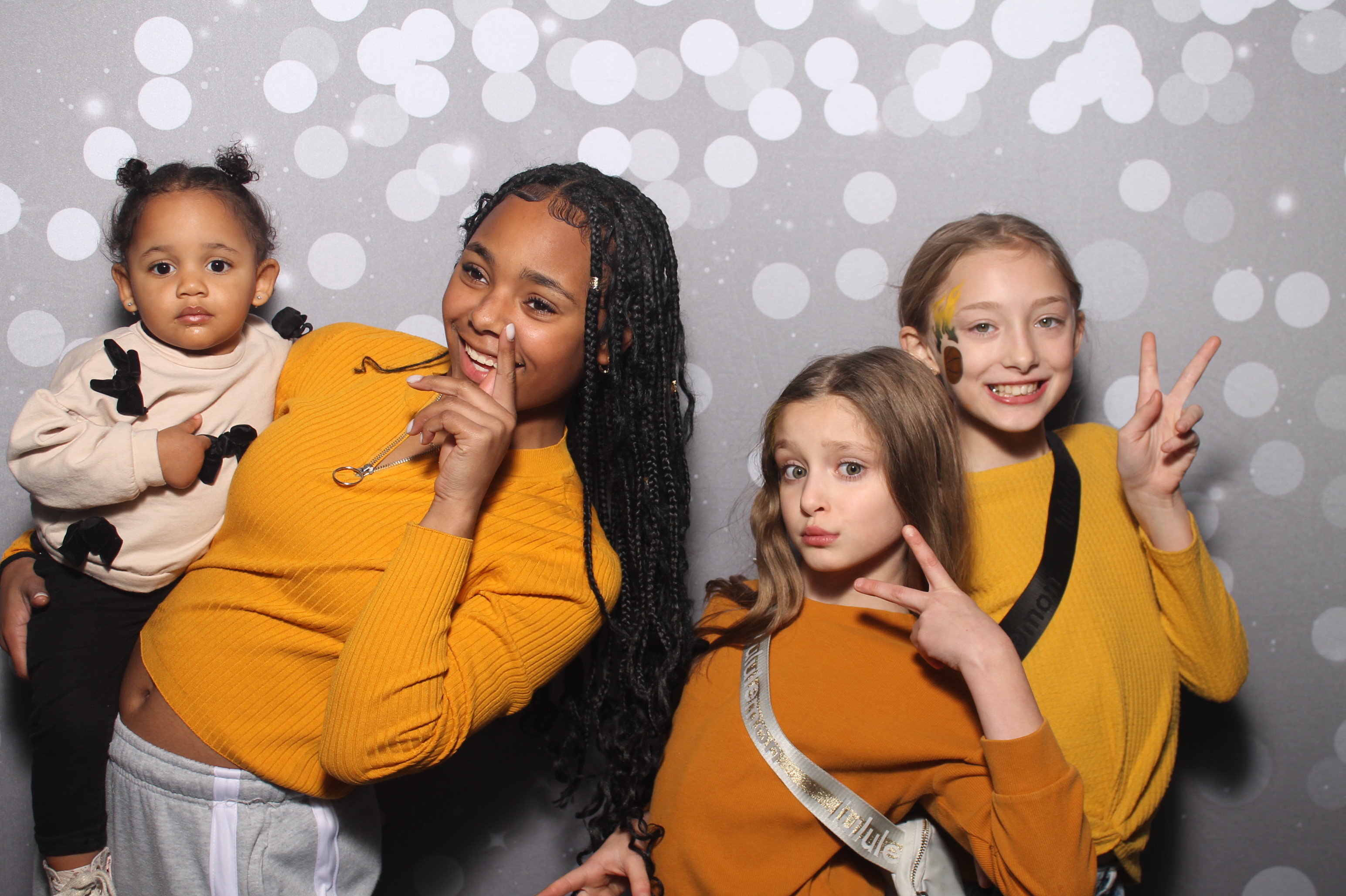 NKU Men's Basketball Kids Club | View more photos from the event at gallery.photoboothcincy.com/u/PhotoBoothCincy/NKU-Mens-Basketball-Kids-Club