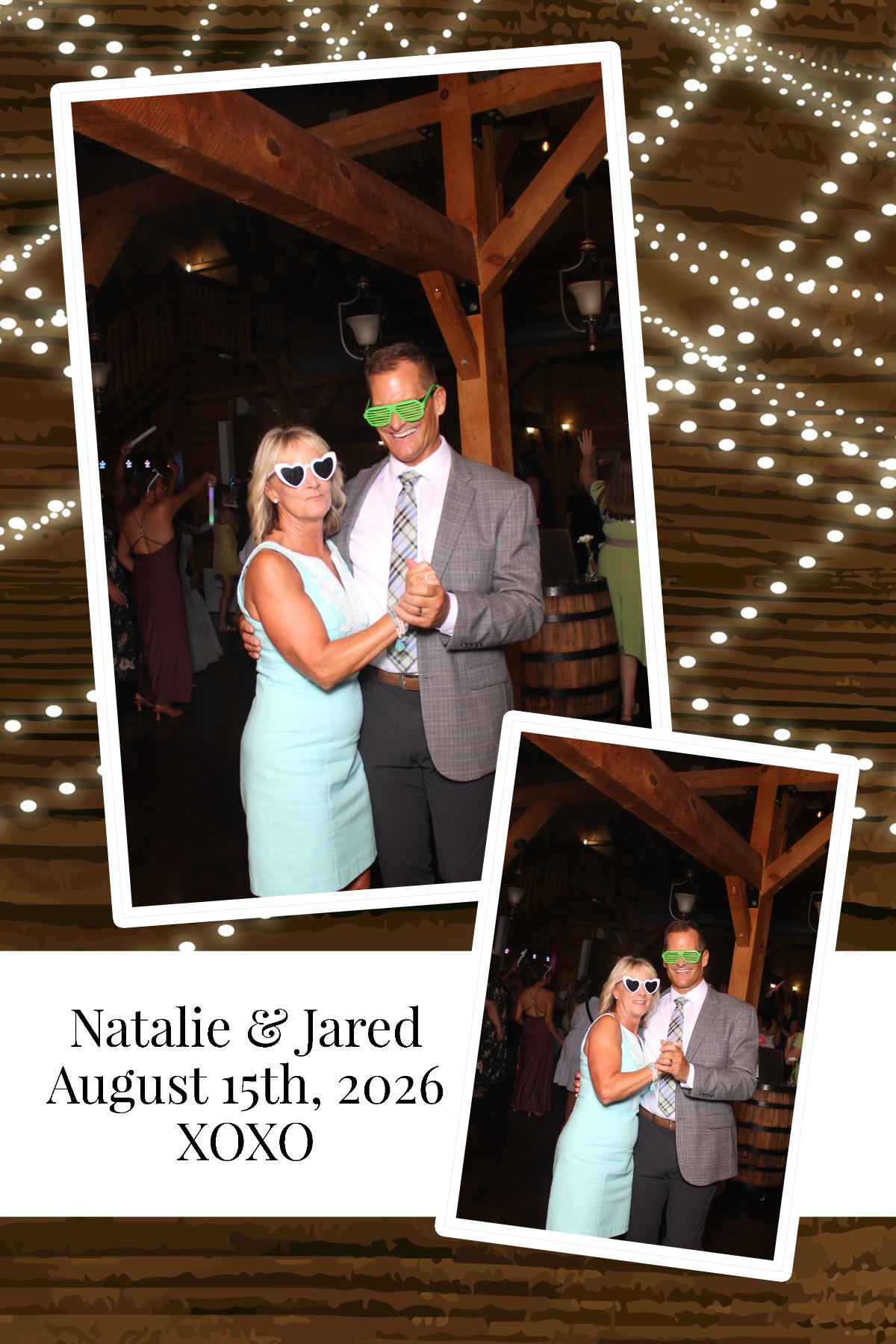Natalie & Jared | View more photos from the event at gallery.photoboothcincy.com/u/PhotoBoothCincy/Natalie-Jared