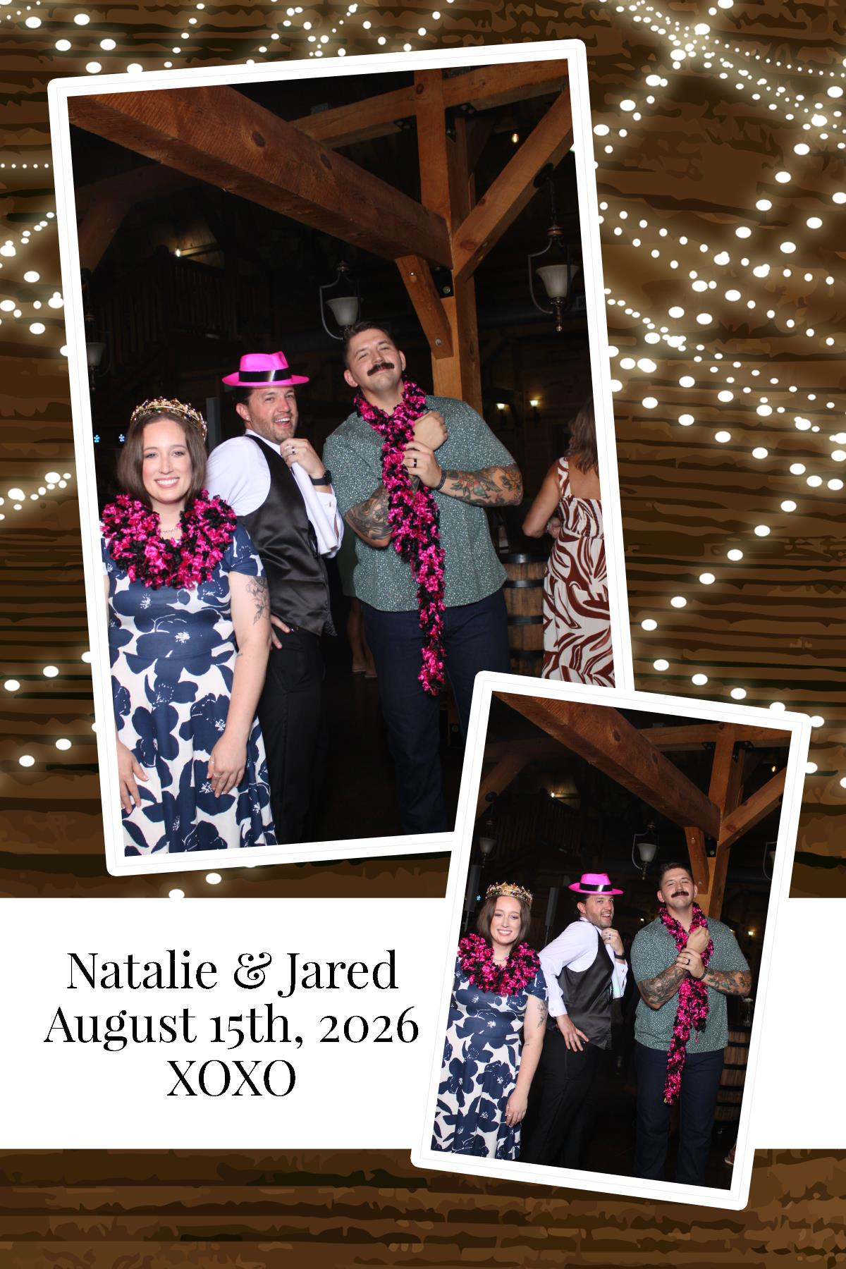 Natalie & Jared | View more photos from the event at gallery.photoboothcincy.com/u/PhotoBoothCincy/Natalie-Jared