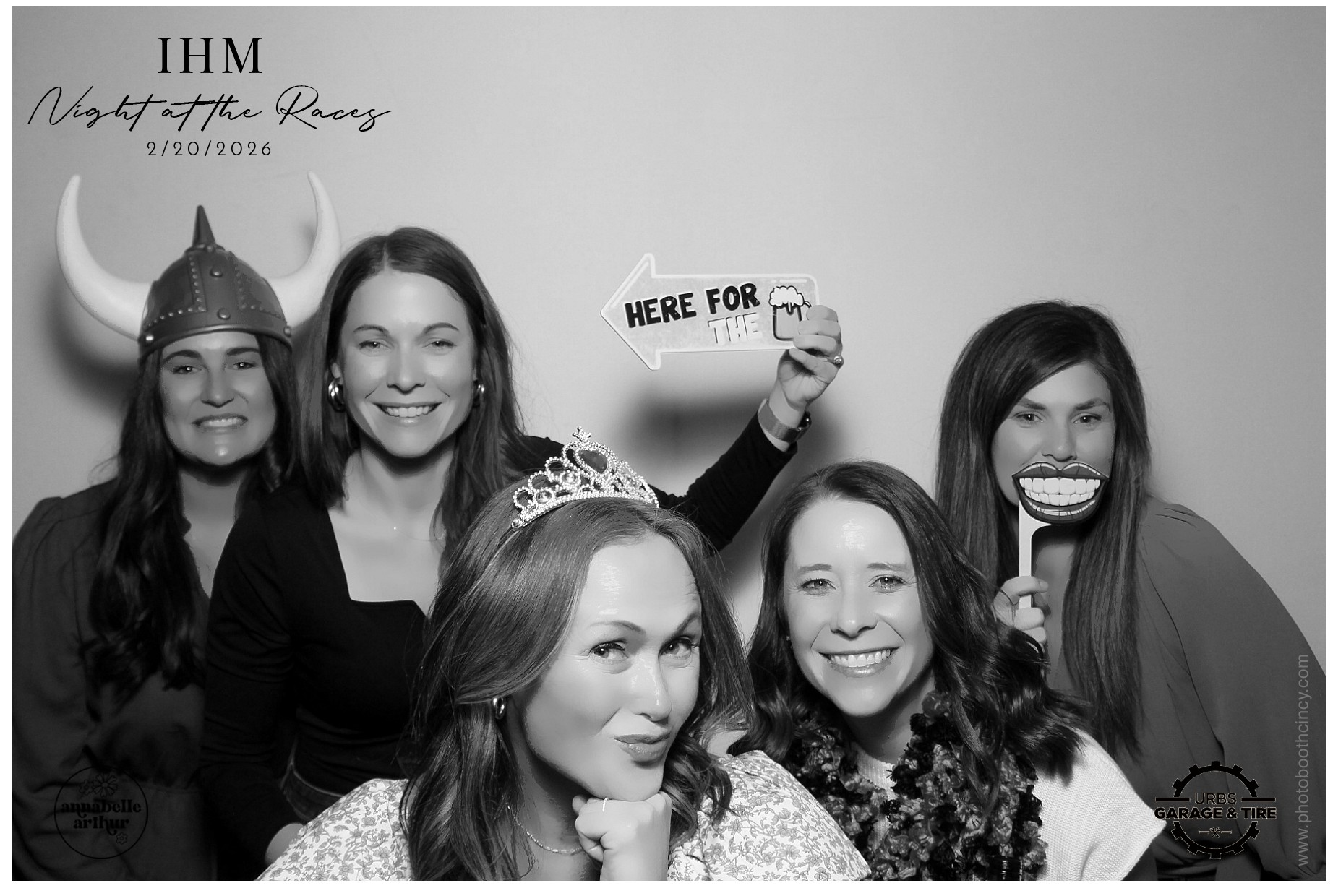 Night at the Races | View more photos from the event at gallery.photoboothcincy.com/u/PhotoBoothCincy/Night-at-the-Races
