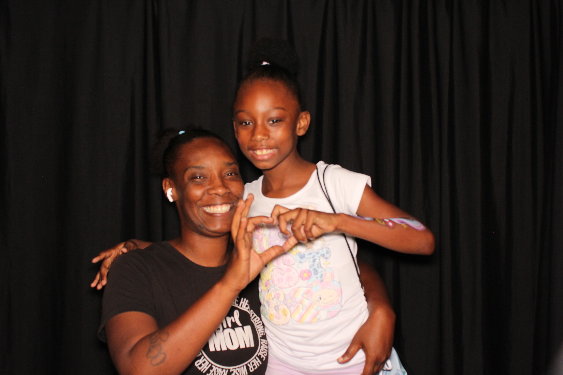 OEA Summer Celebration of Diverse Readers!! | View more photos from the event at gallery.photoboothcincy.com/u/PhotoBoothCincy/OEA-Summer-Celebration-of-Diverse-Readers
