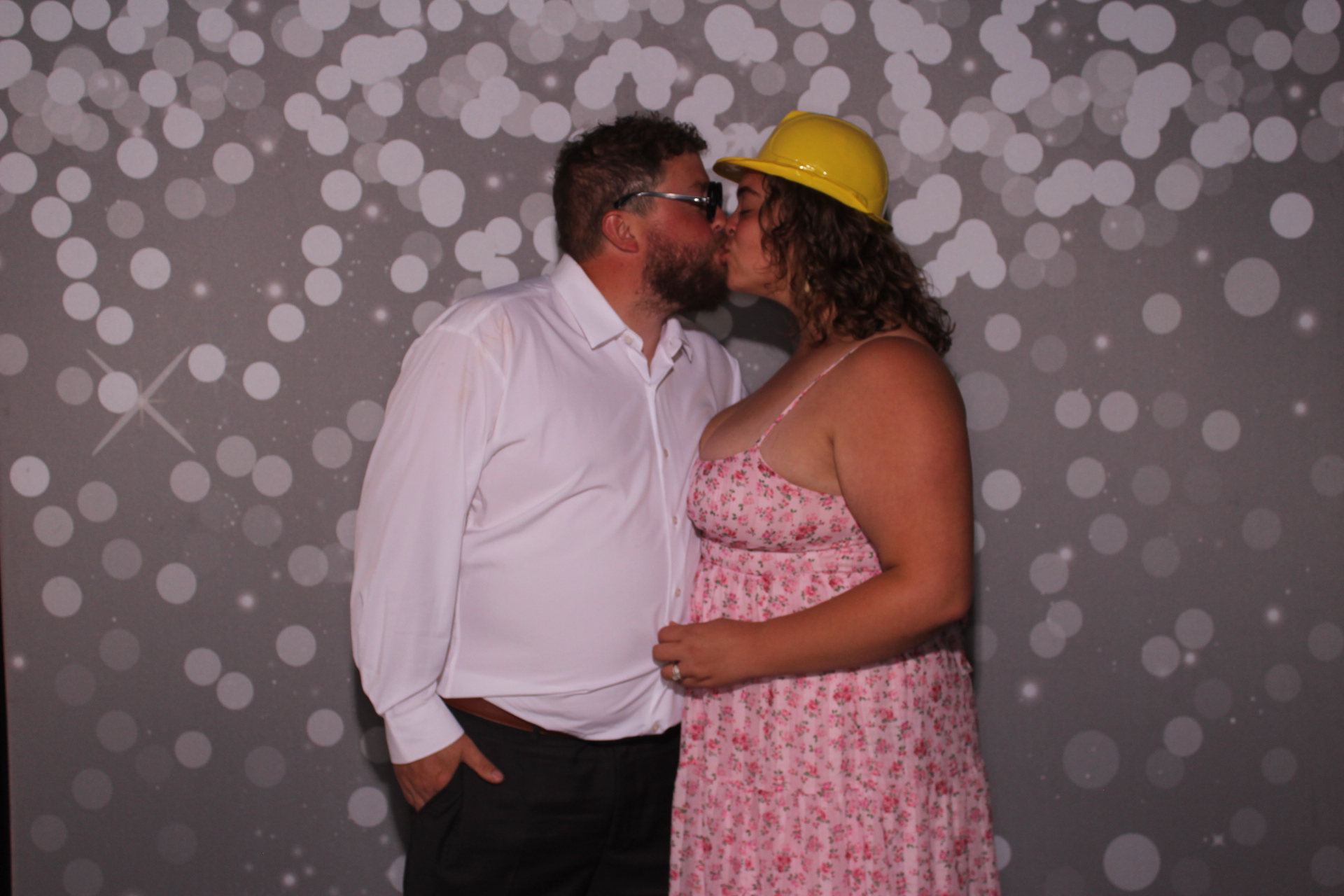 Paige & Wesley | View more photos from the event at gallery.photoboothcincy.com/u/PhotoBoothCincy/Paige-Wesley