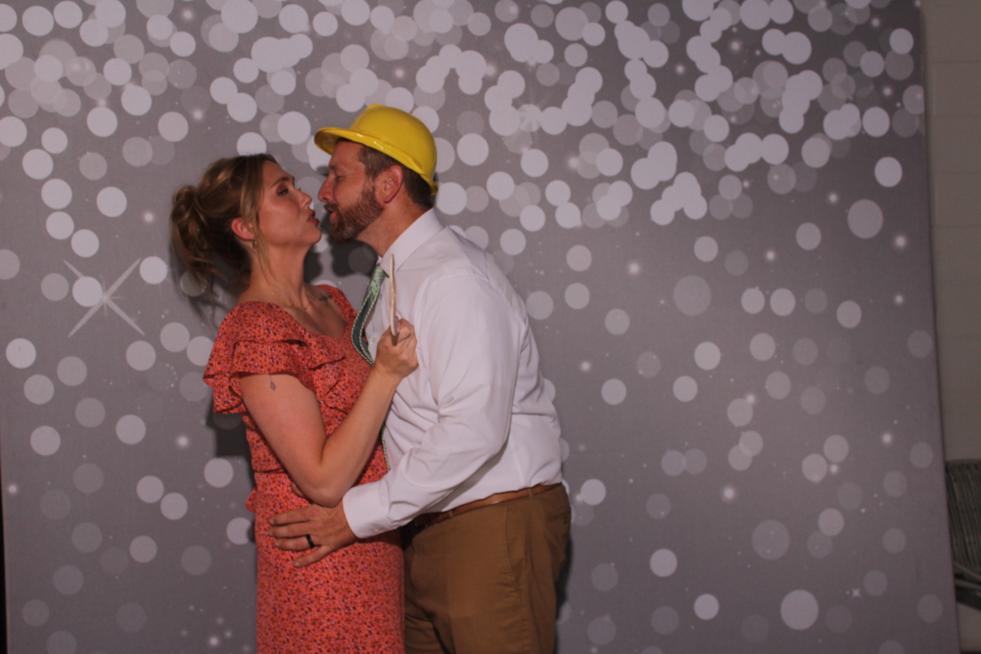 Paige & Wesley | View more photos from the event at gallery.photoboothcincy.com/u/PhotoBoothCincy/Paige-Wesley