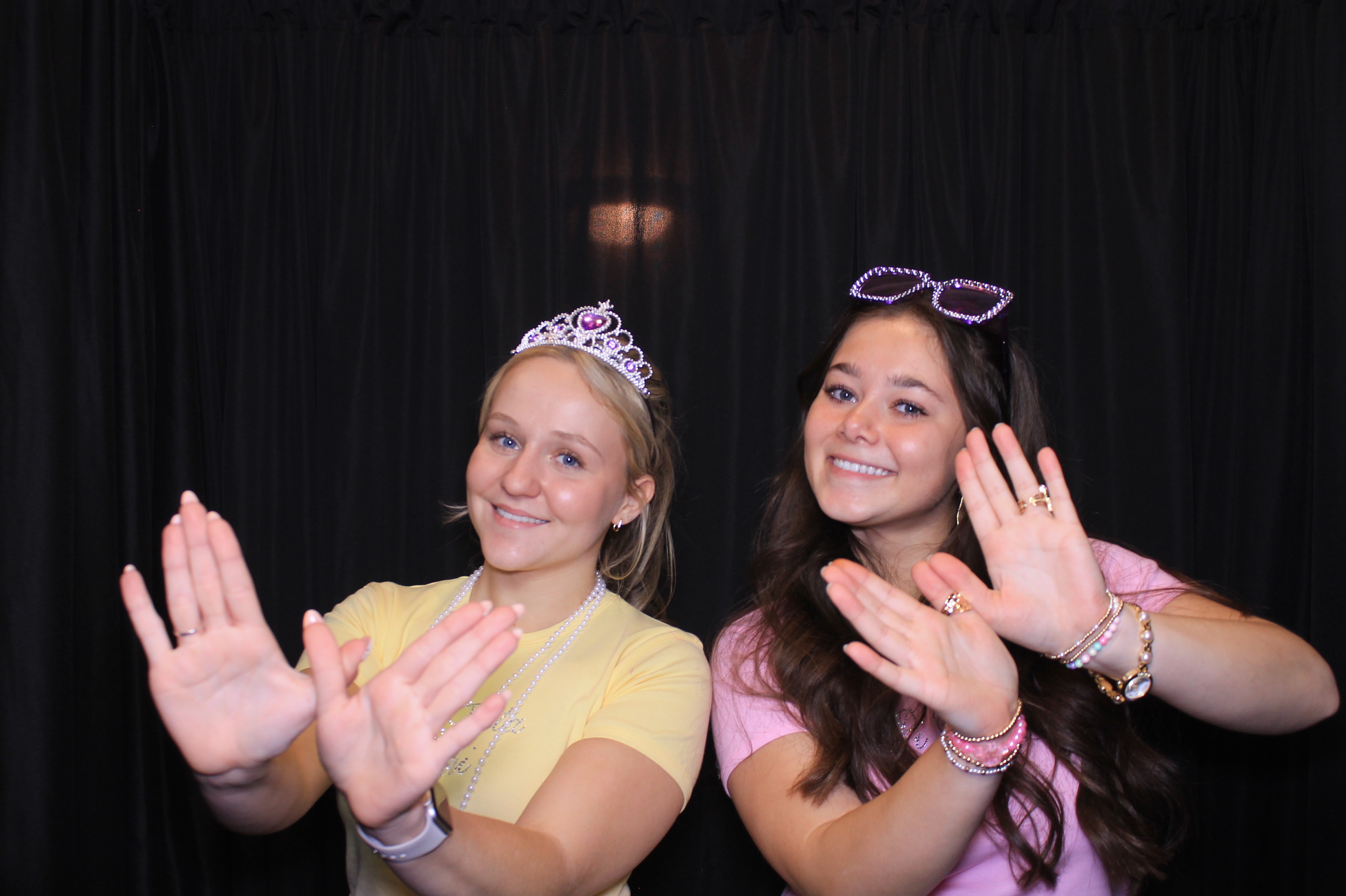 Pi Phi Bid Day | View more photos from the event at gallery.photoboothcincy.com/u/PhotoBoothCincy/Pi-Phi-Bid-Day